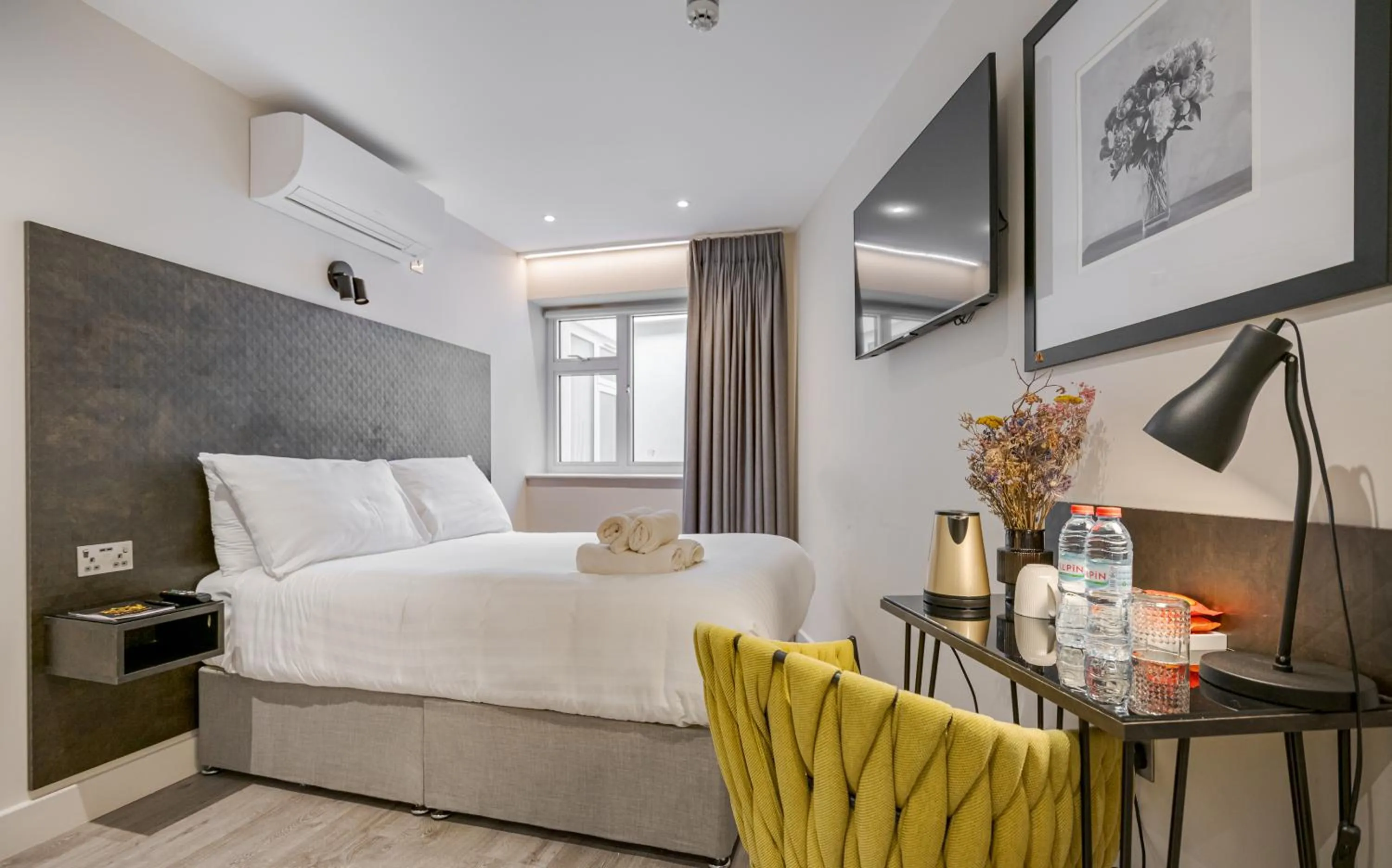 Bed in St Pancras Inn