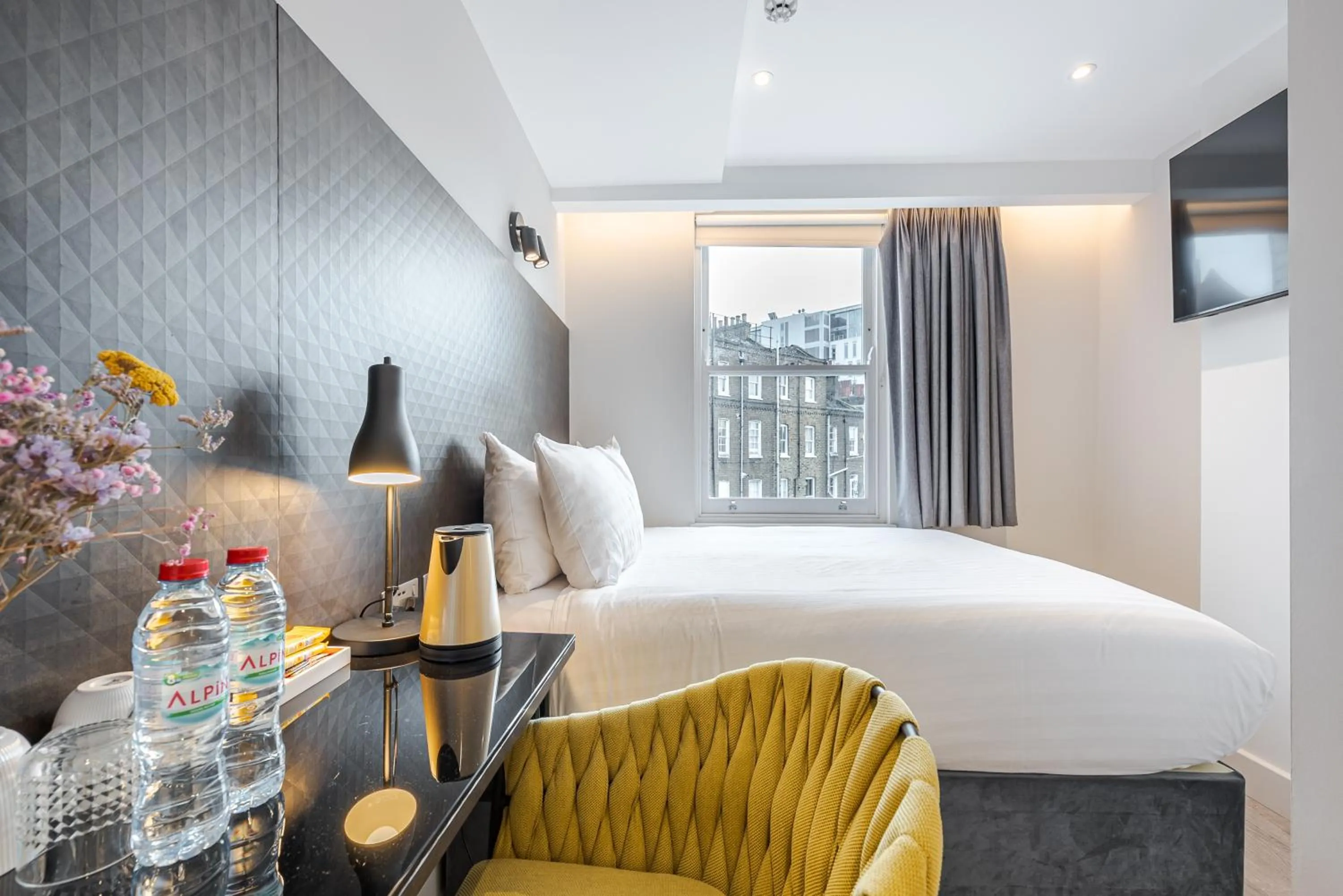 Bed in St Pancras Inn