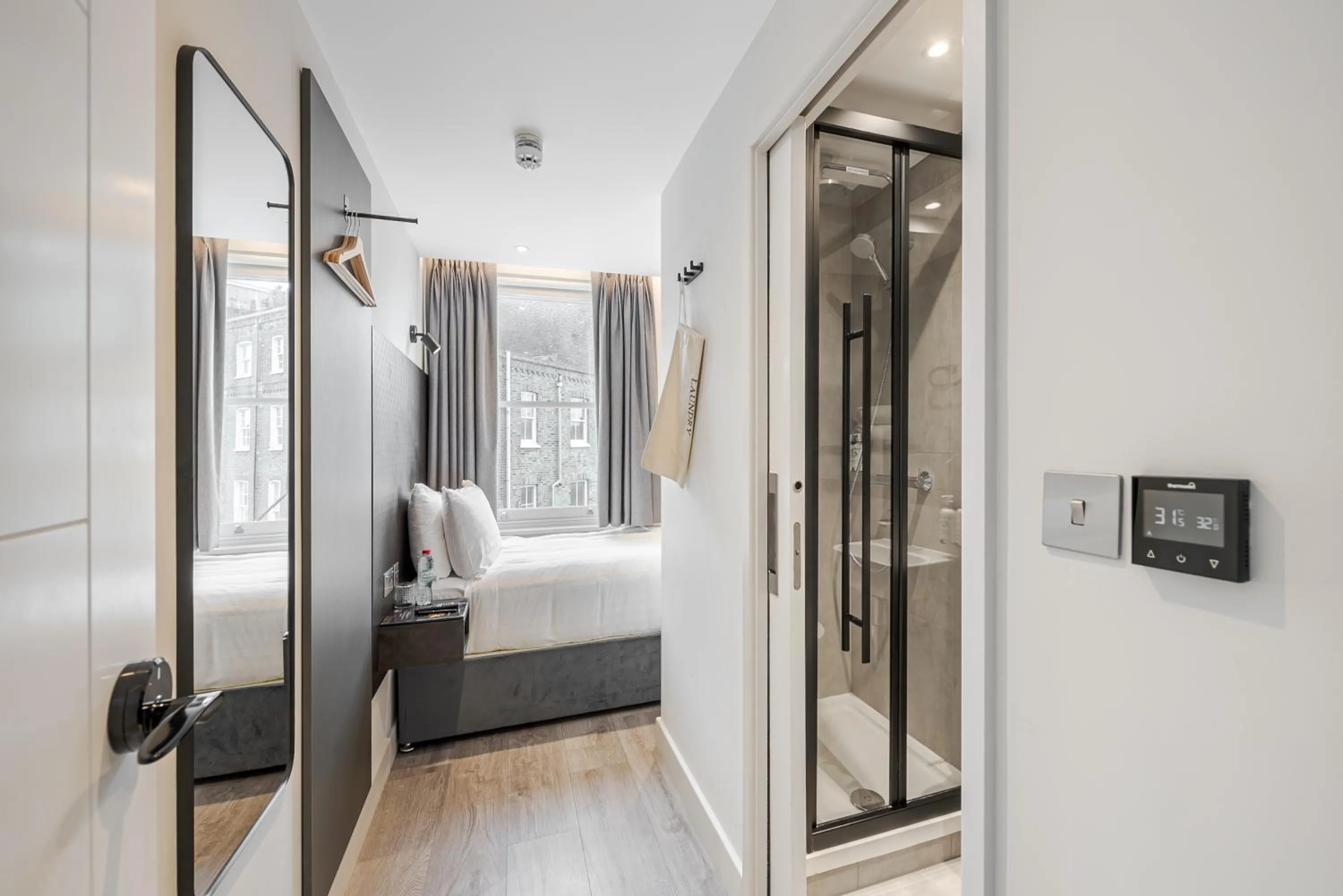 Bed in St Pancras Inn