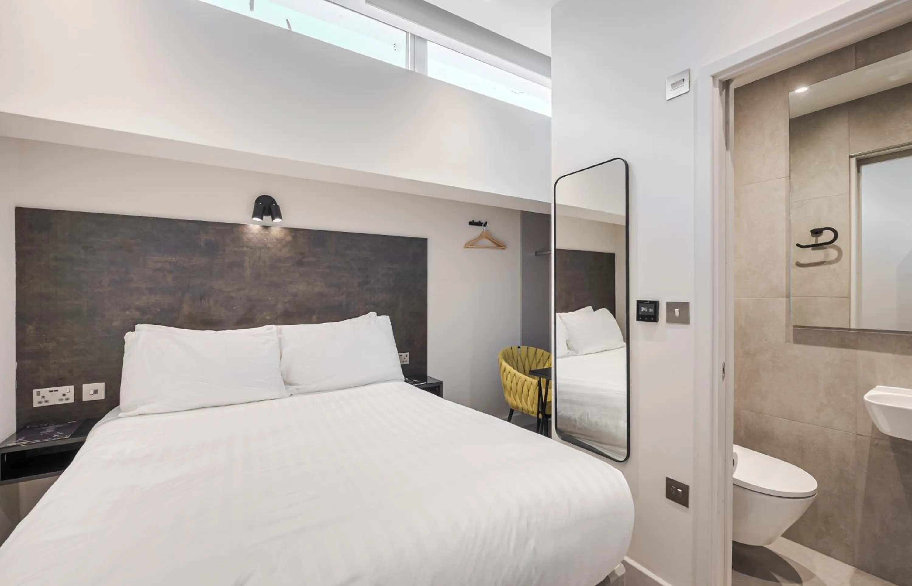 Bed in St Pancras Inn