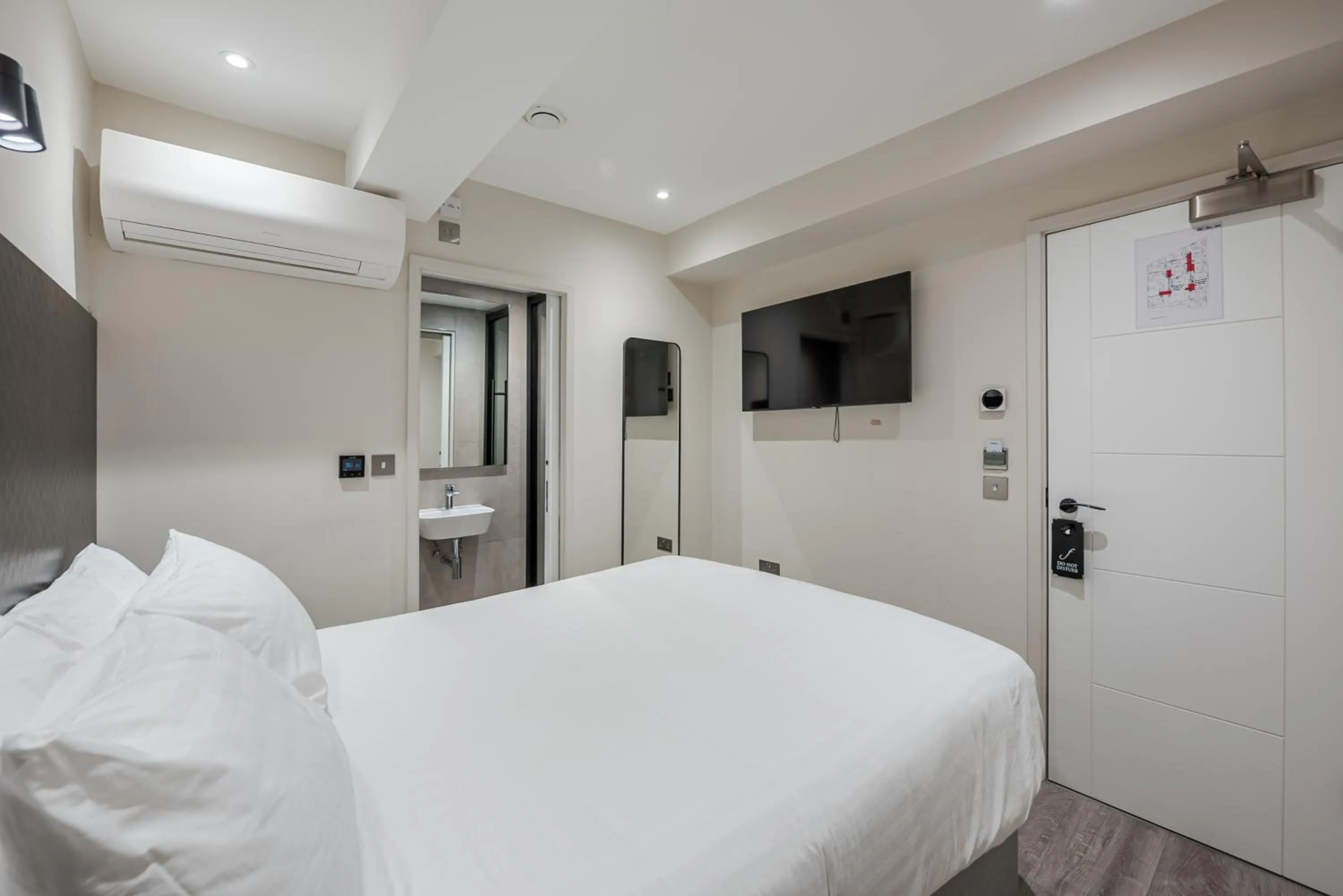 Bed in St Pancras Inn