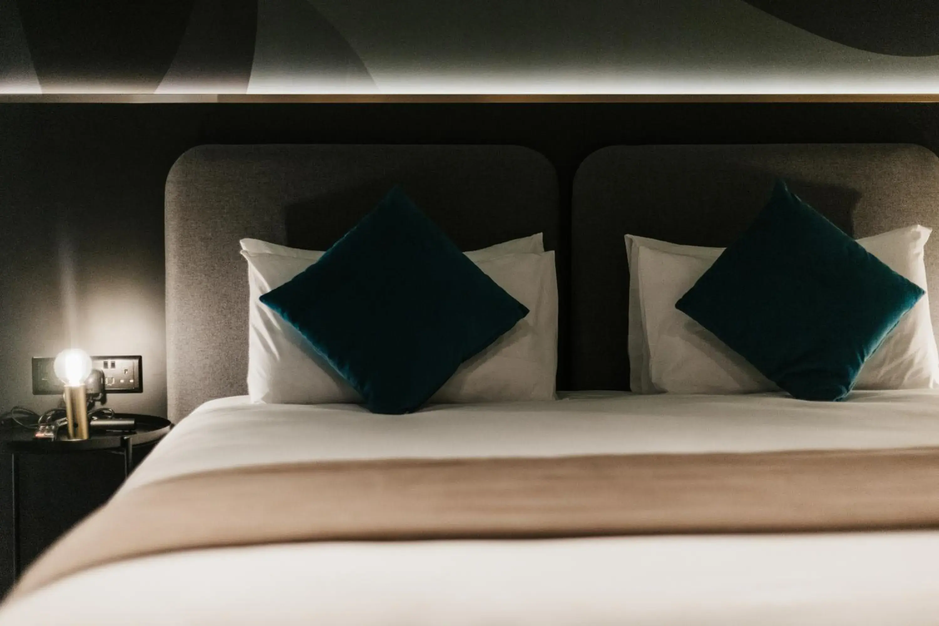 Bed in Eleven by Warren Collection Bed in Eleven by Warren Collection