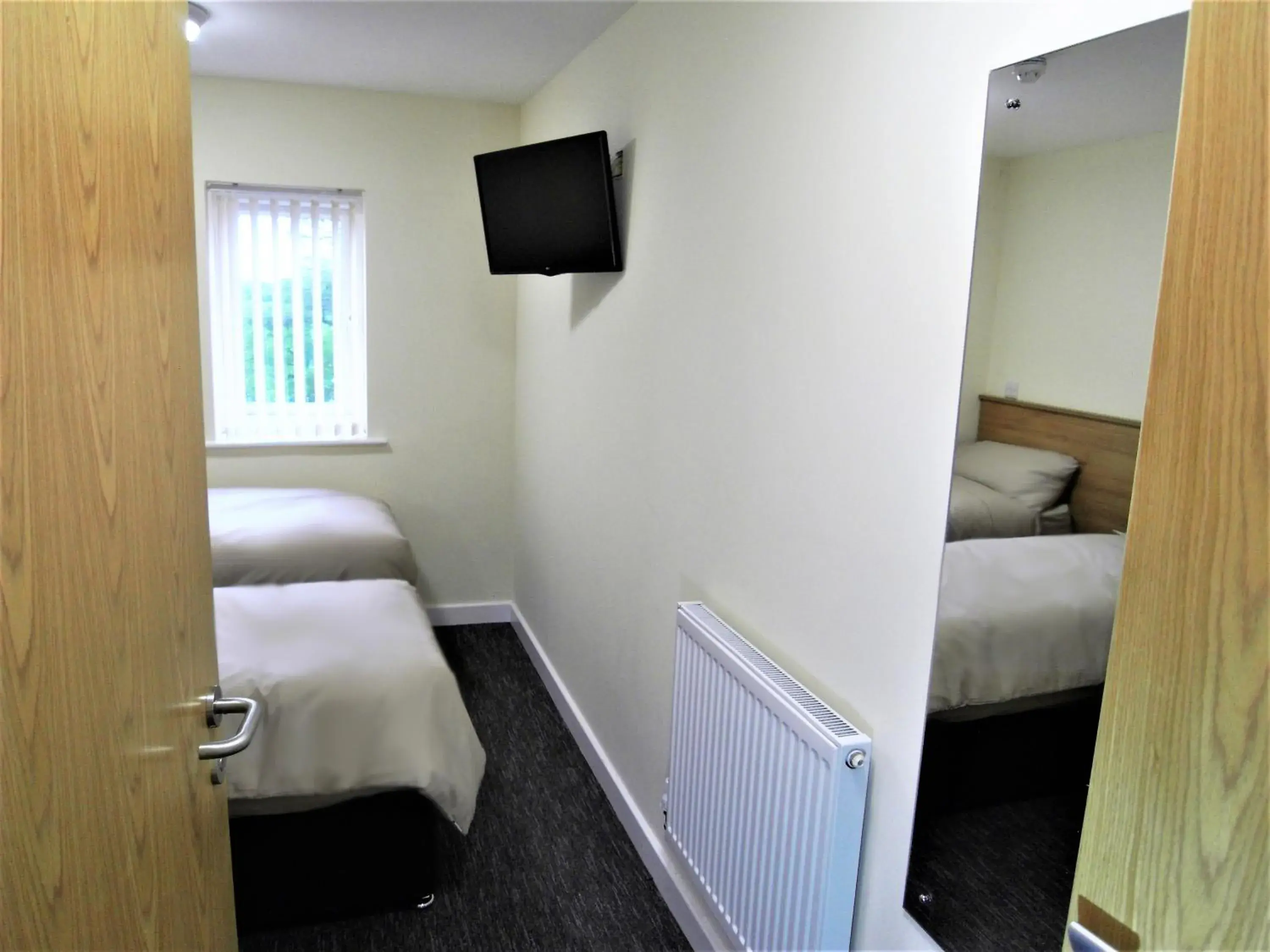 Twin Room in The Stop - Hollies Truckstop Café Twin Room in The Stop - Hollies Truckstop Café