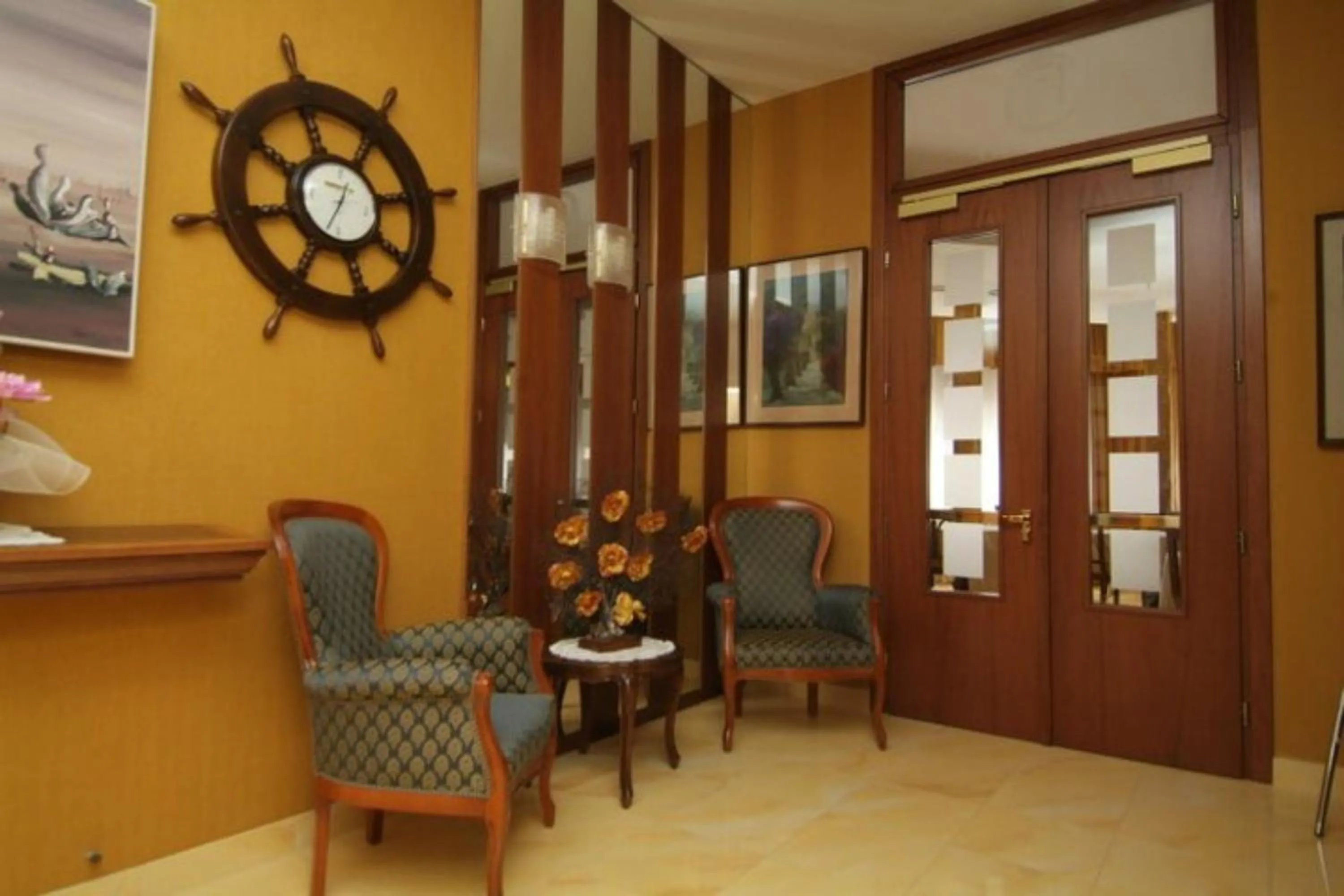 Decorative detail in Hotel Fabius