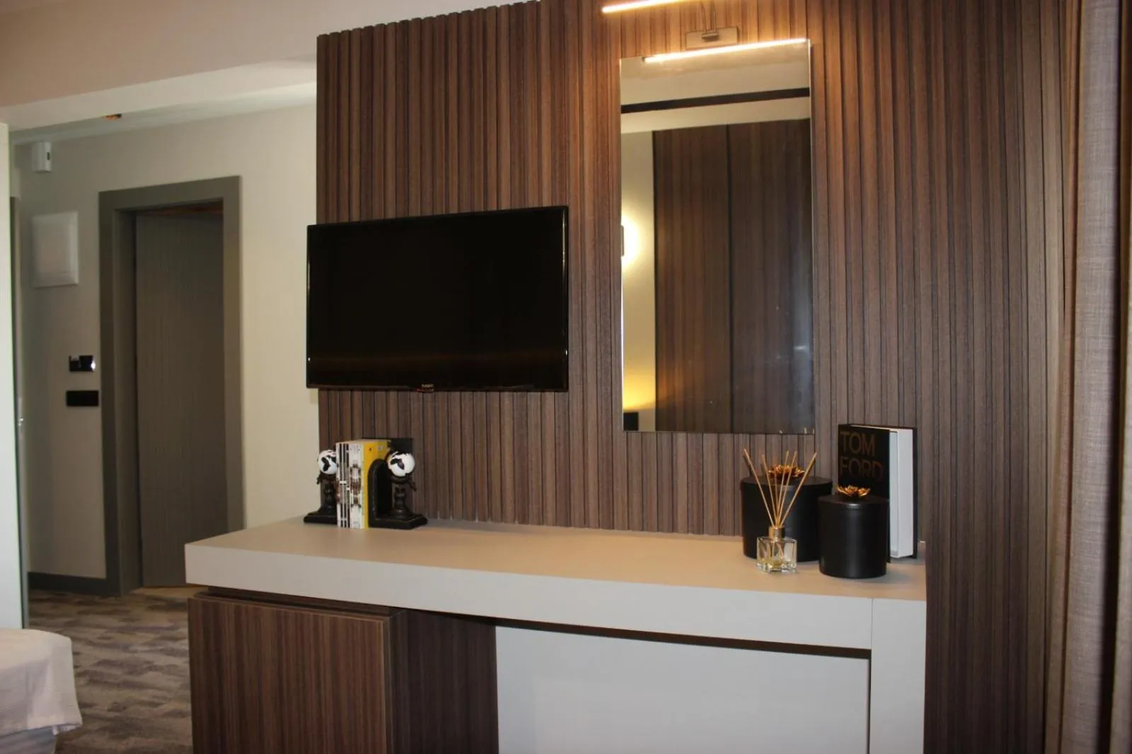 TV and multimedia in Monalisa Hotels KUŞADASI