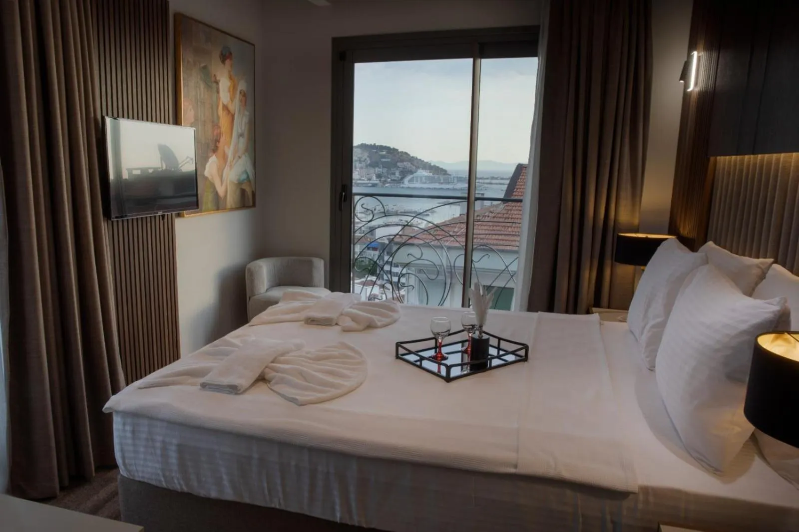 Bed in Monalisa Hotels KUŞADASI