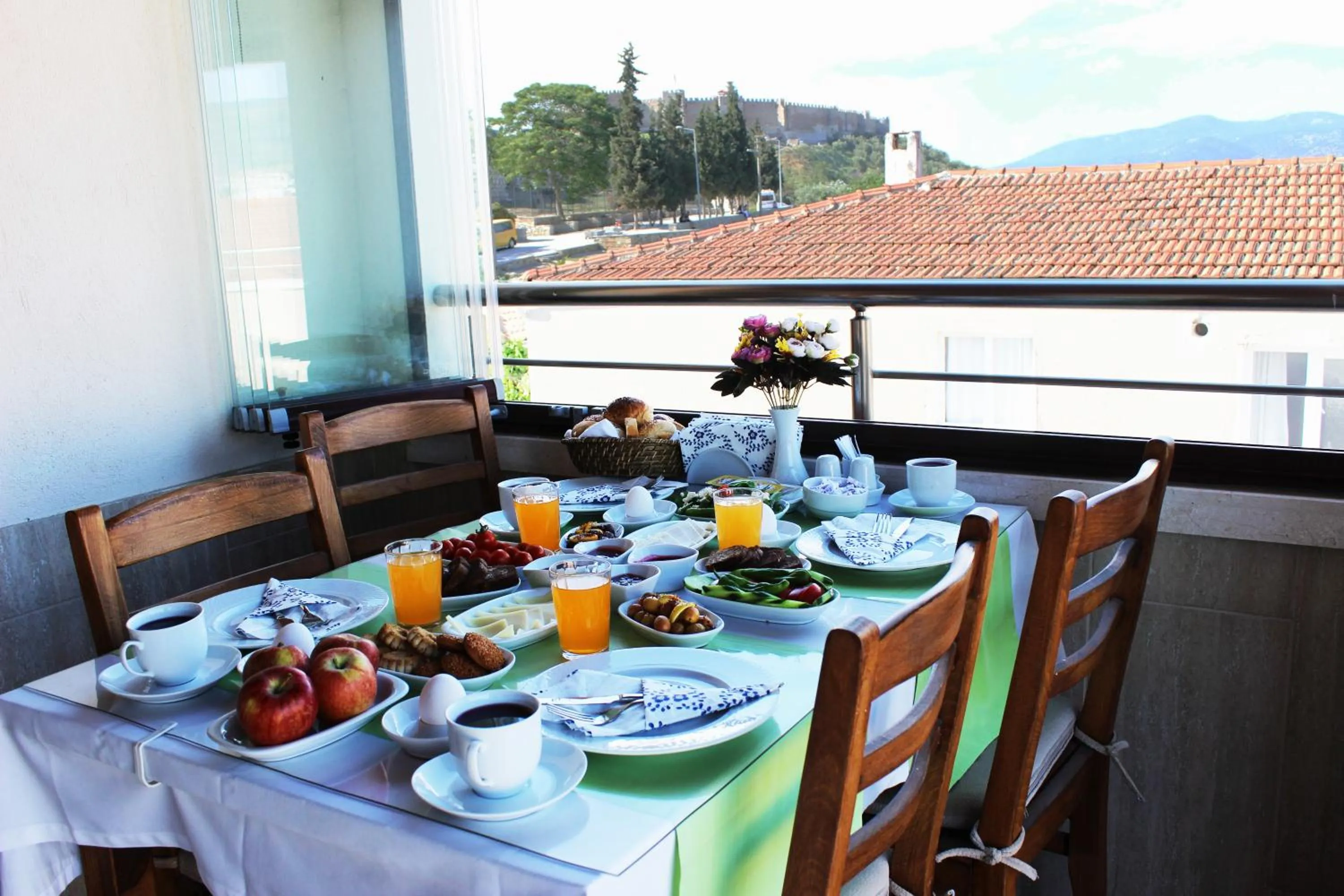 Food in Selena Hotel