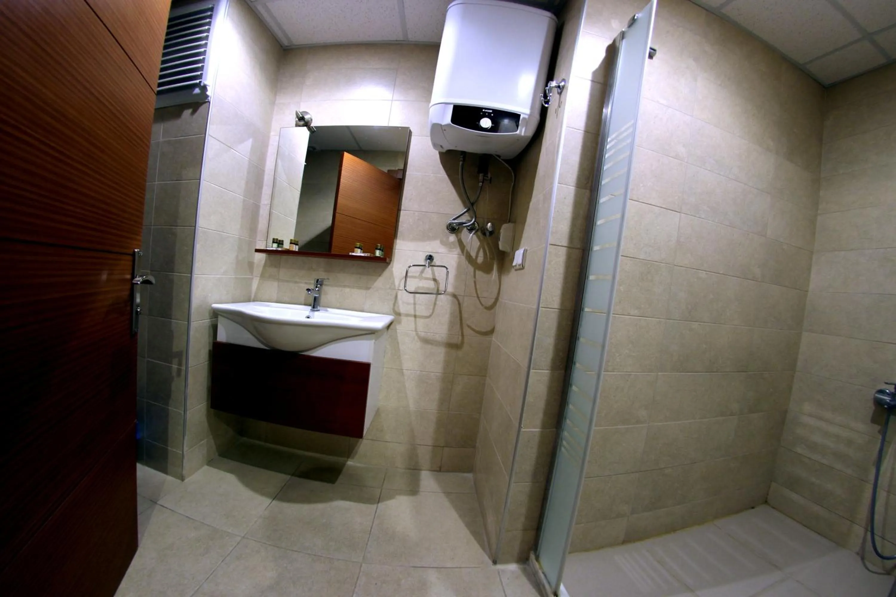 Shower in Selena Hotel