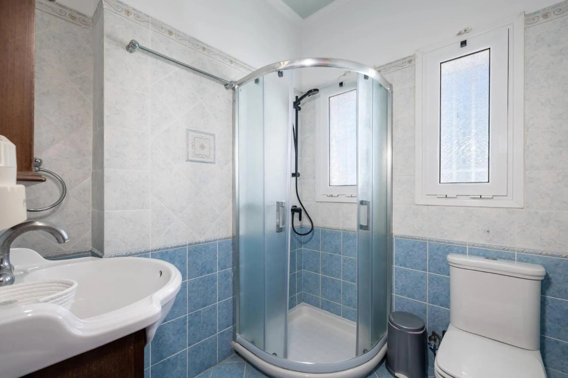 Shower in Leone Luxury Villas
