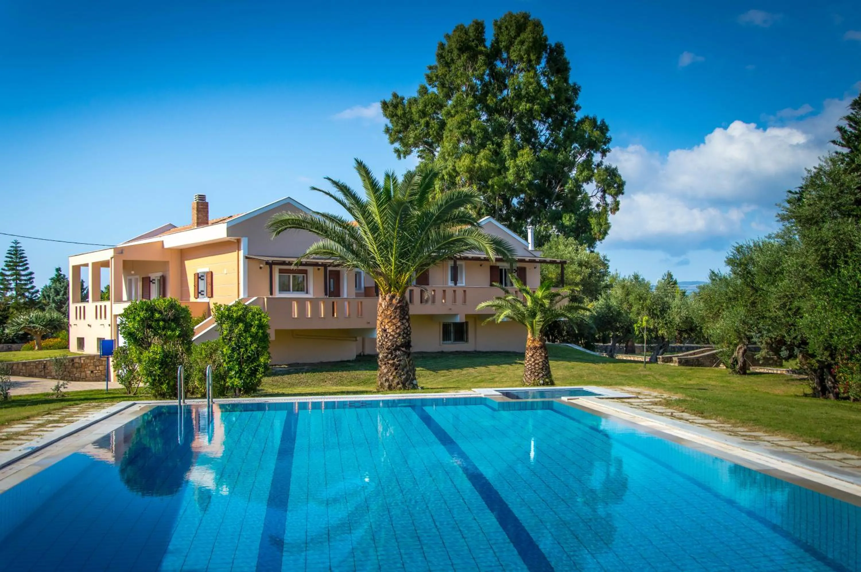 Swimming pool in Leone Luxury Villas