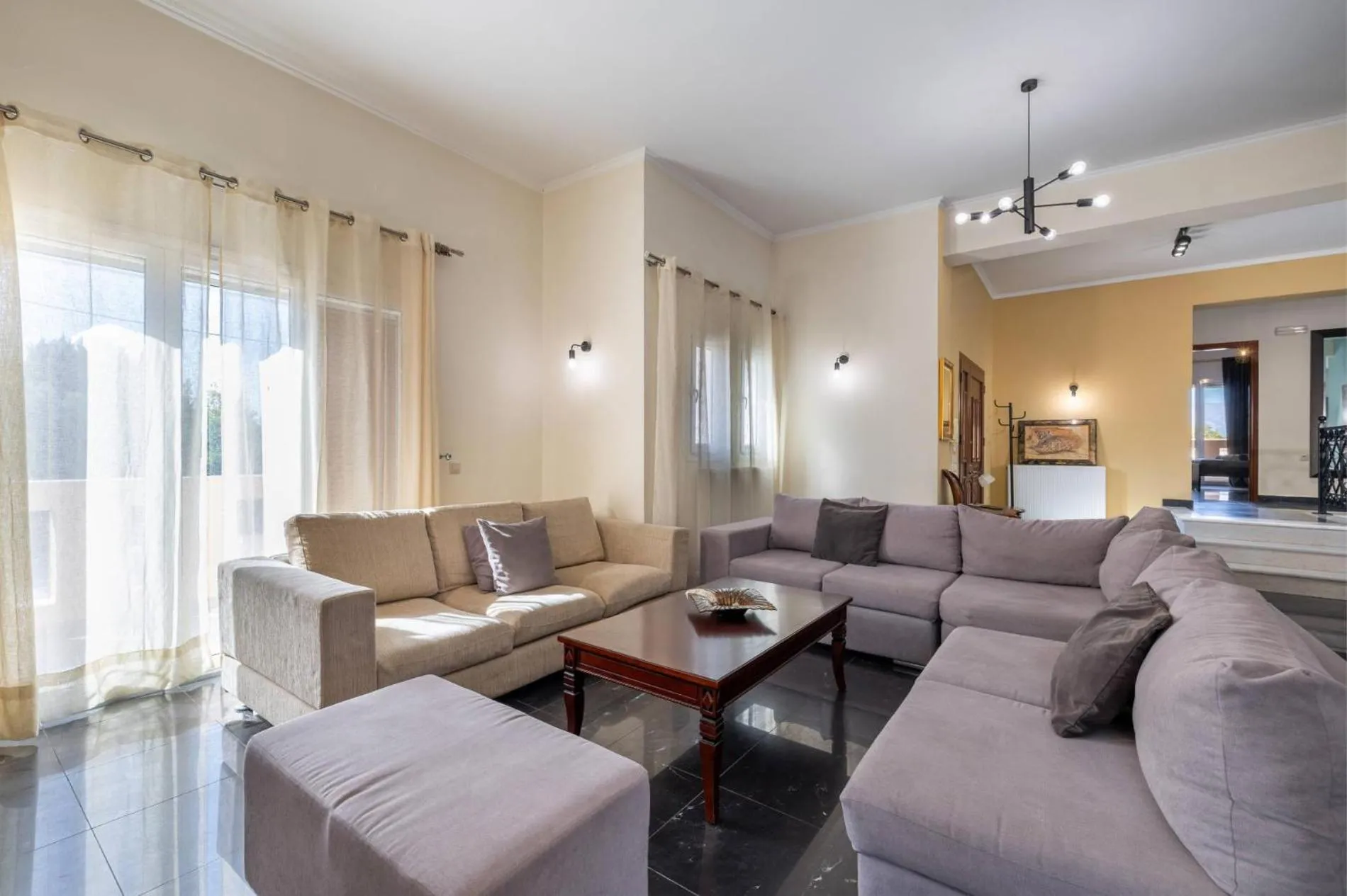 Lobby or reception in Leone Luxury Villas