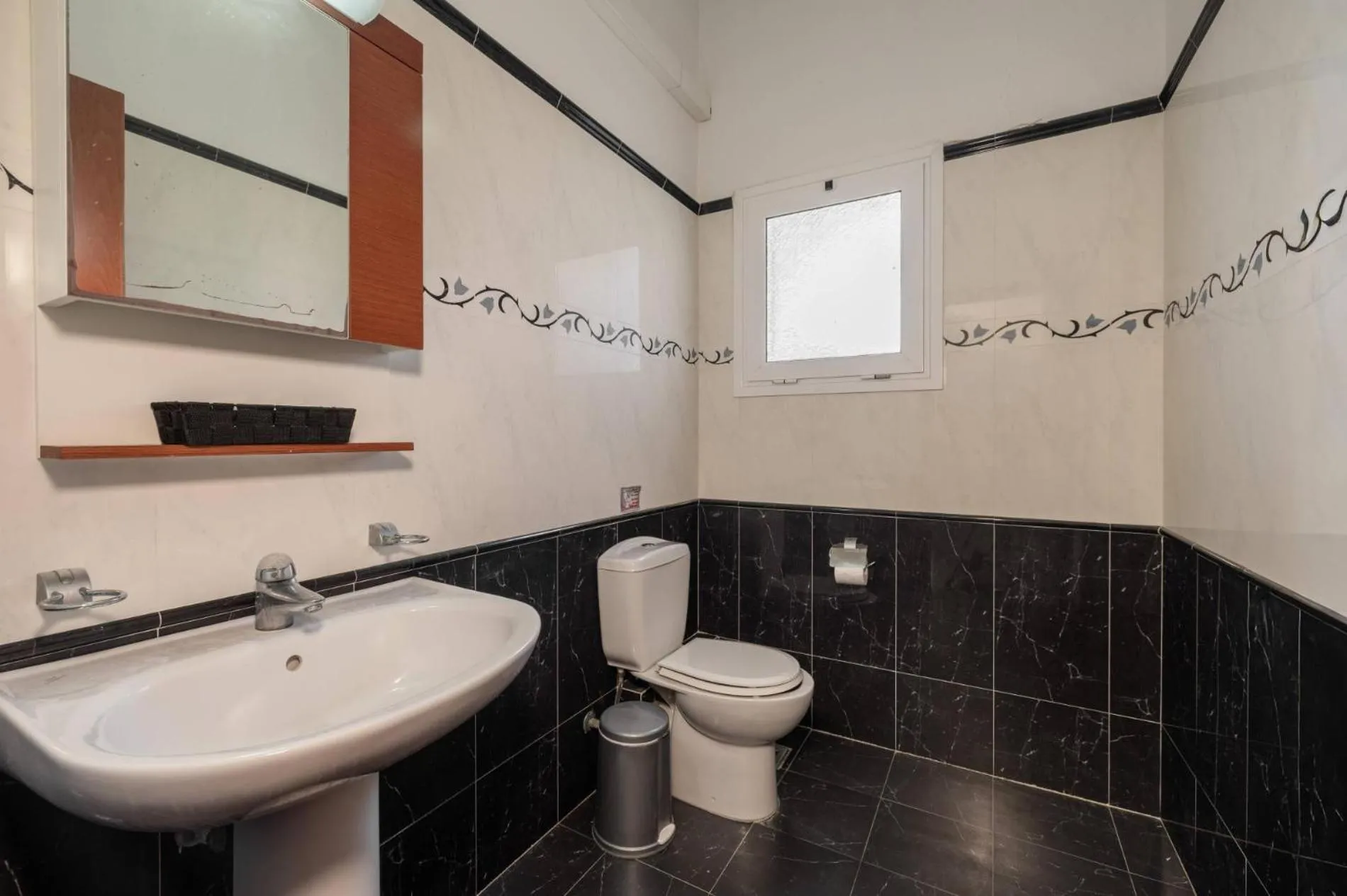 Toilet in Leone Luxury Villas