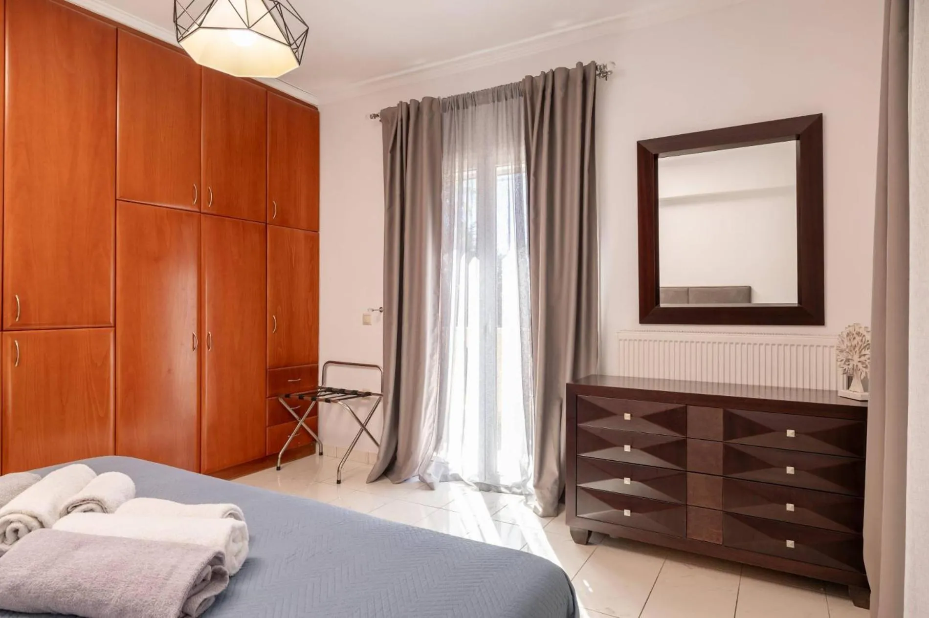 Bed in Leone Luxury Villas