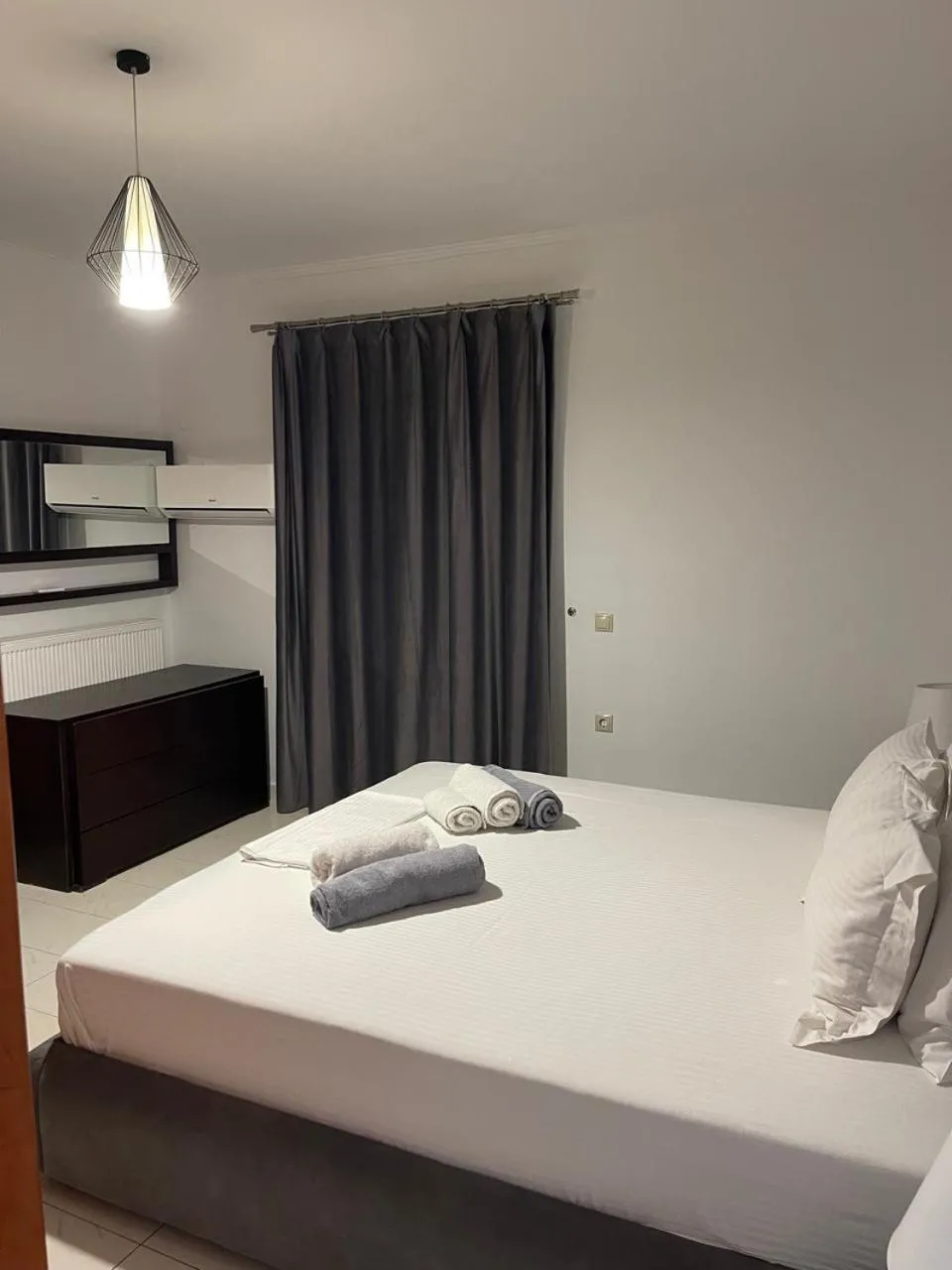 Bed in Leone Luxury Villas