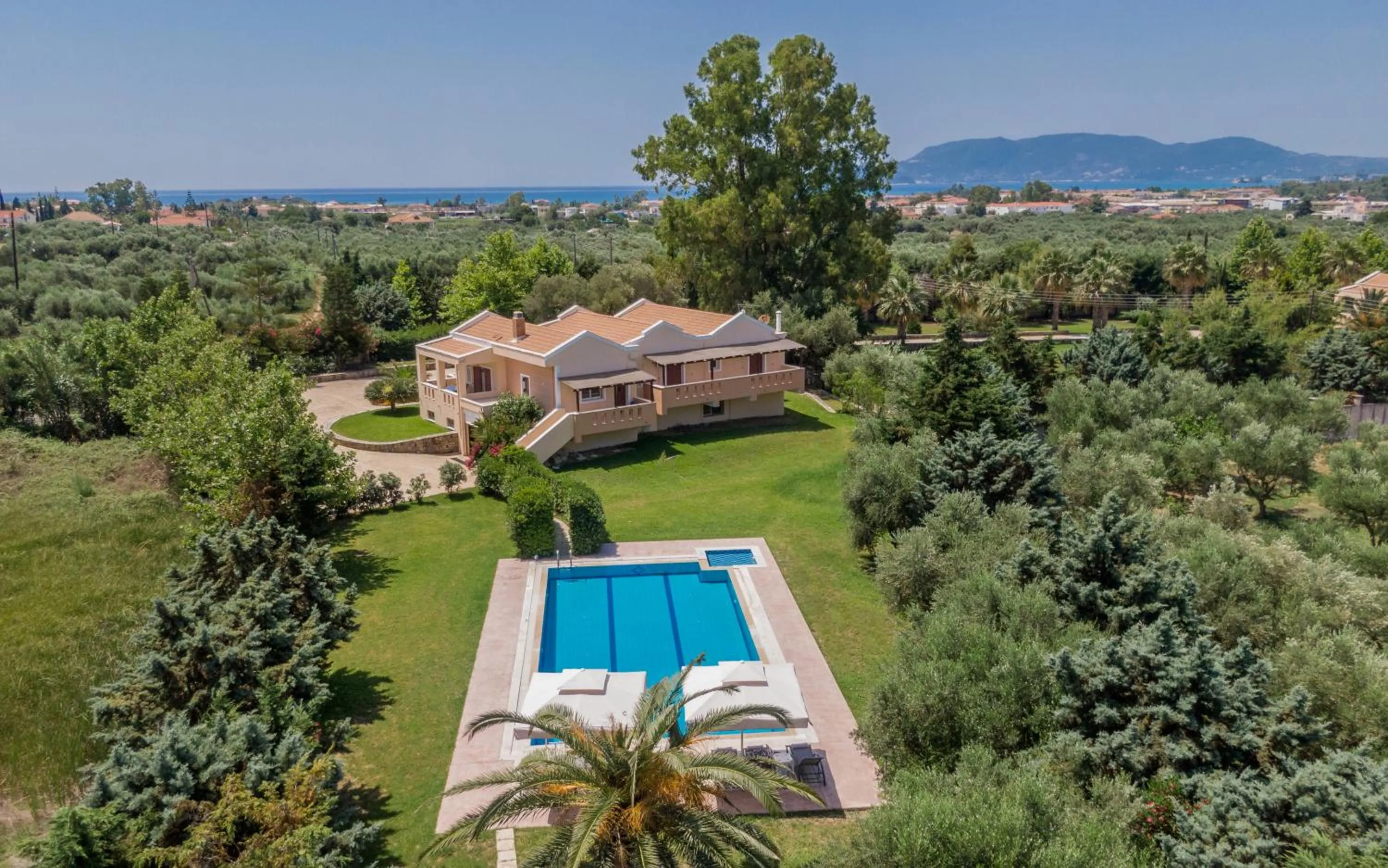 Bird's eye view in Leone Luxury Villas