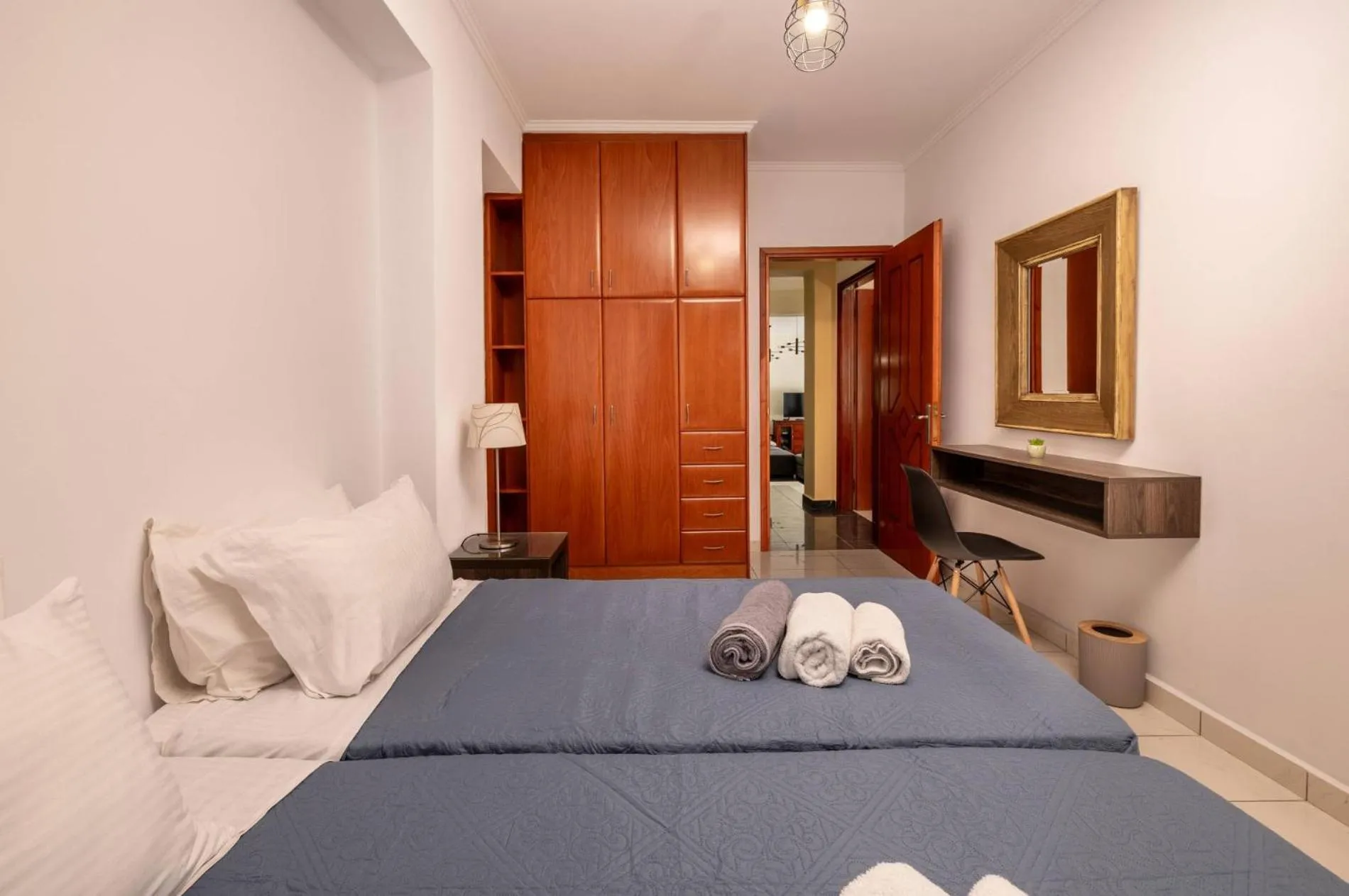 Bed in Leone Luxury Villas