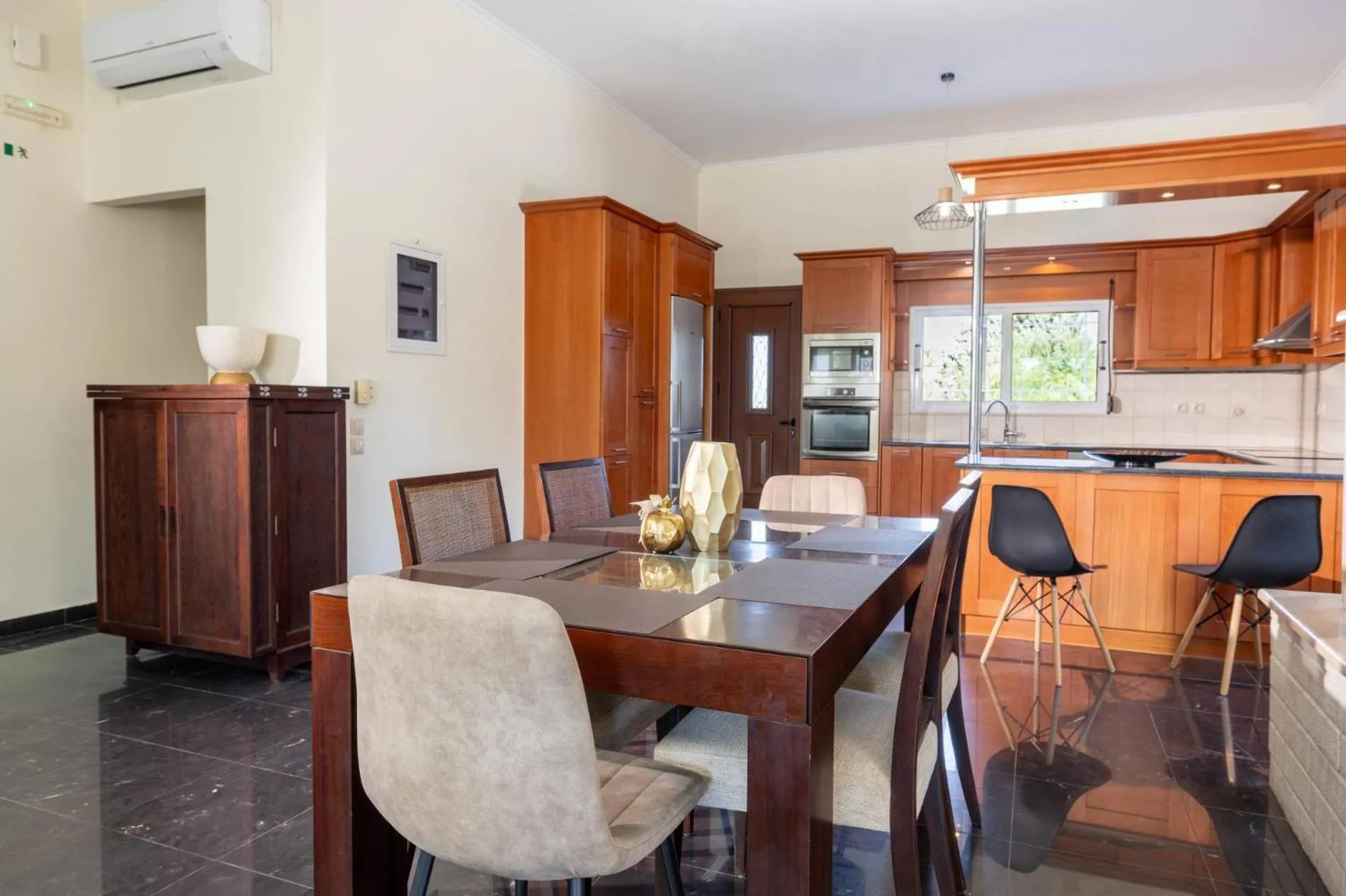 Lobby or reception in Leone Luxury Villas