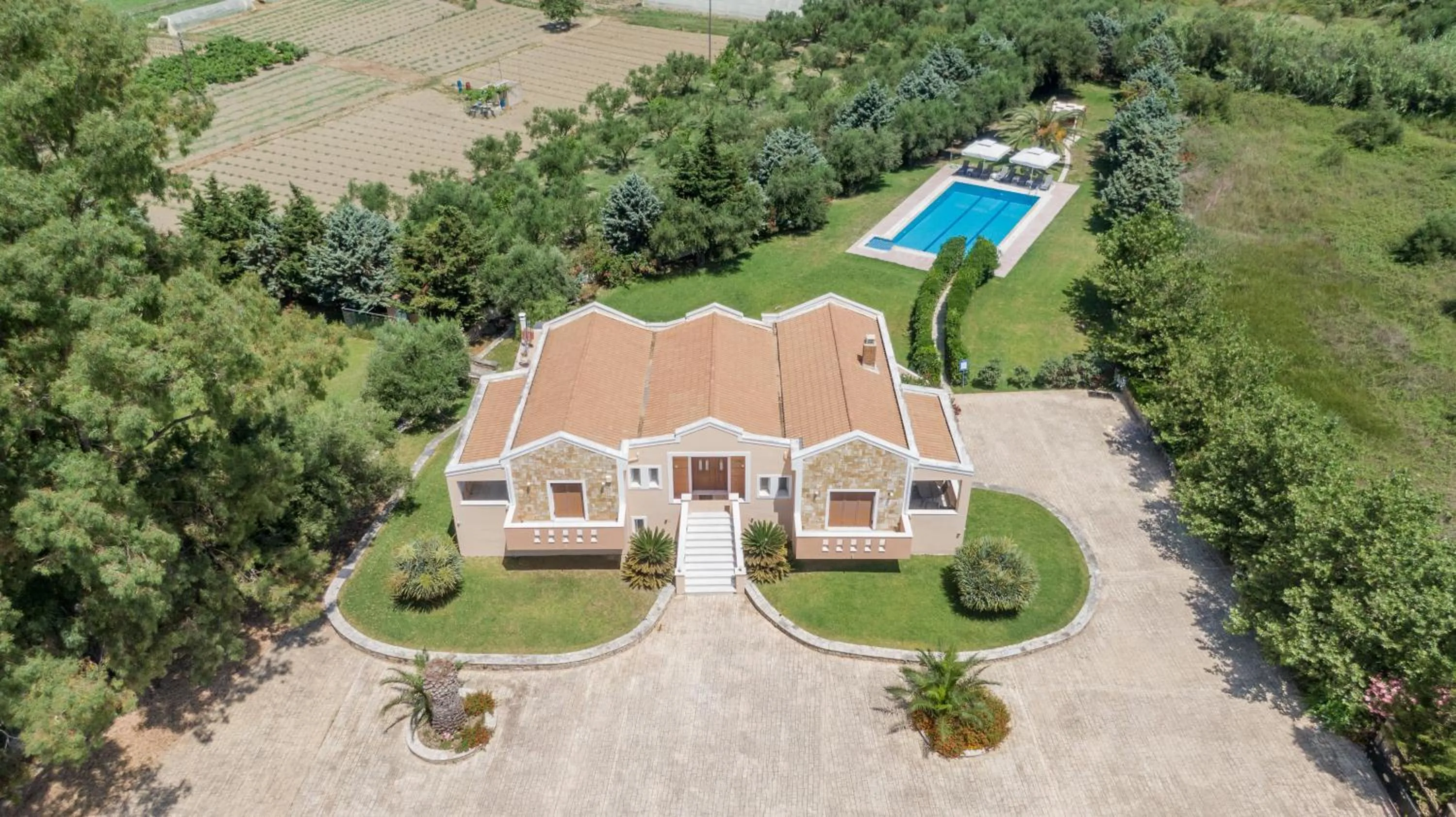 Bird's eye view in Leone Luxury Villas