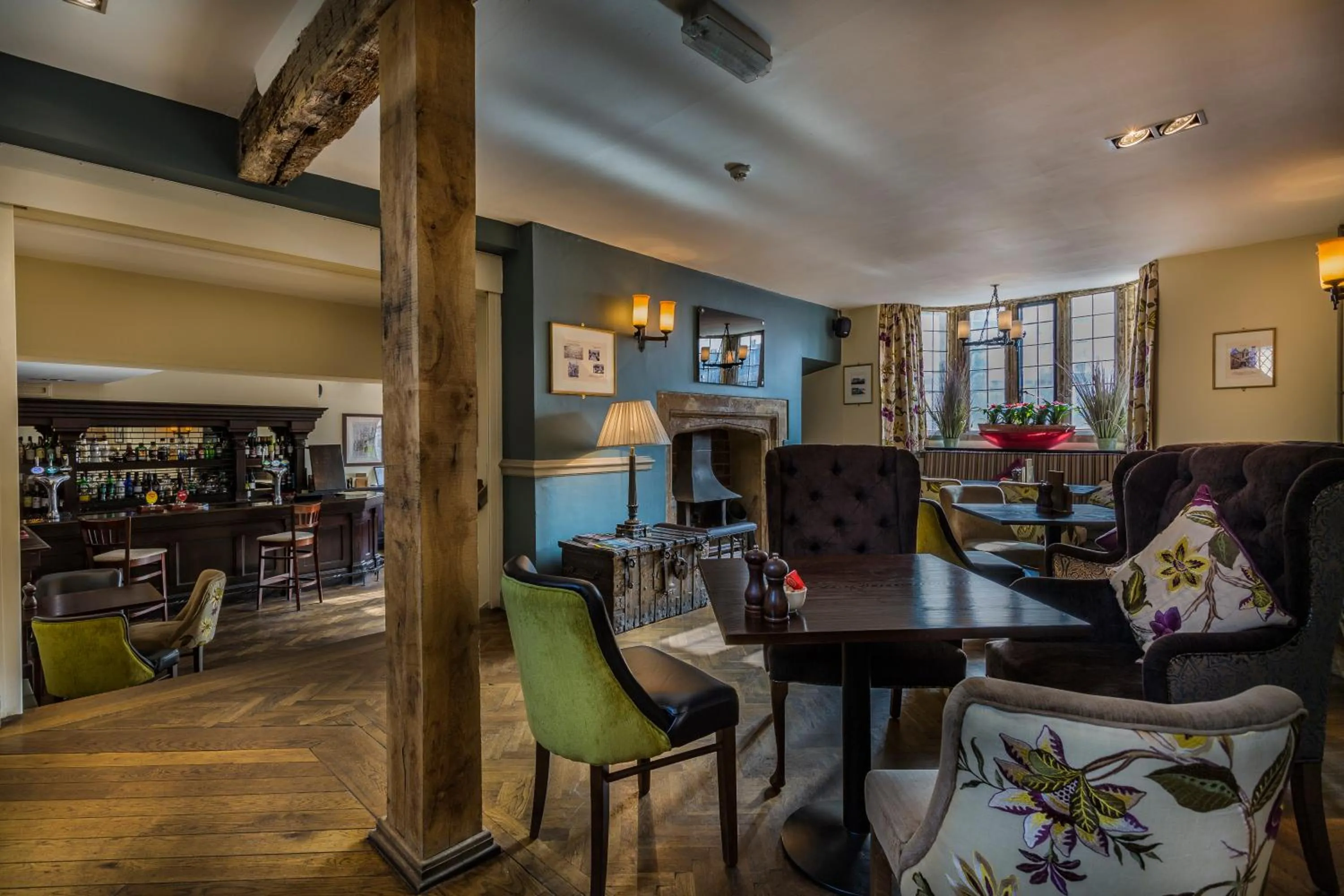 Lounge or bar in The Talbot Hotel, Oundle , Near Peterborough - The Coaching Inn Group