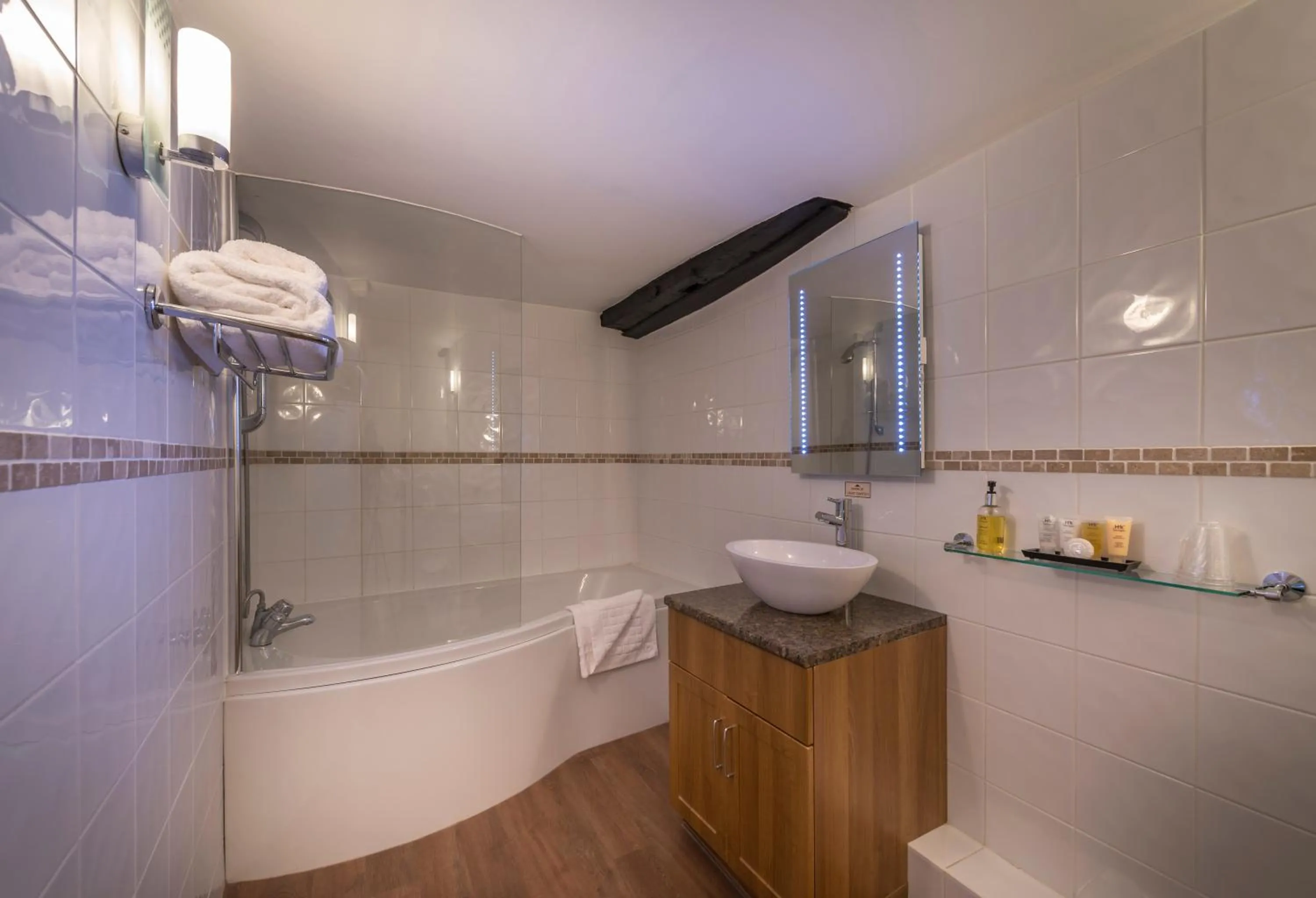 Bathroom in The Talbot Hotel, Oundle , Near Peterborough - The Coaching Inn Group