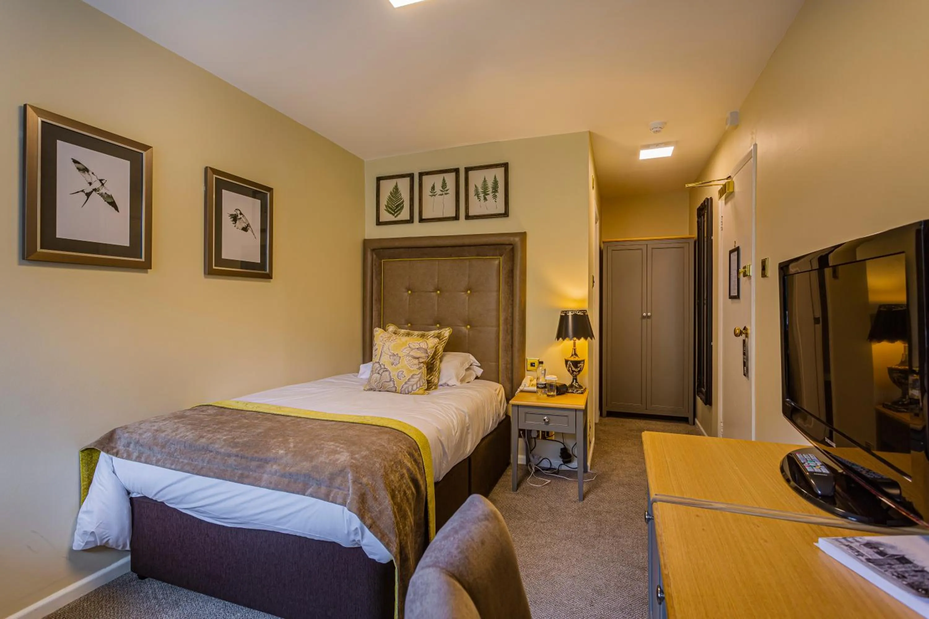 Bedroom, Bed in The Talbot Hotel, Oundle , Near Peterborough - The Coaching Inn Group