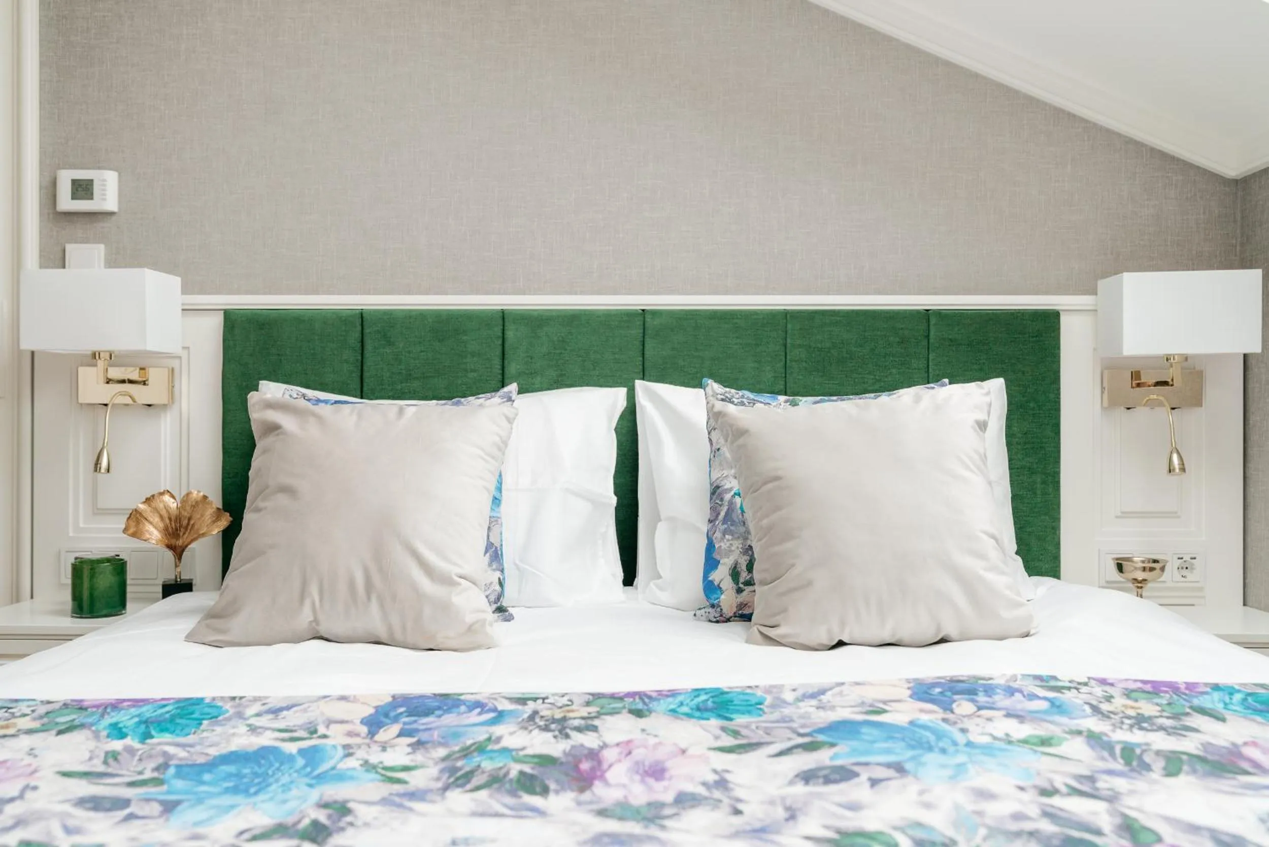 Bed in WillaWawel - LoftAffair Collection