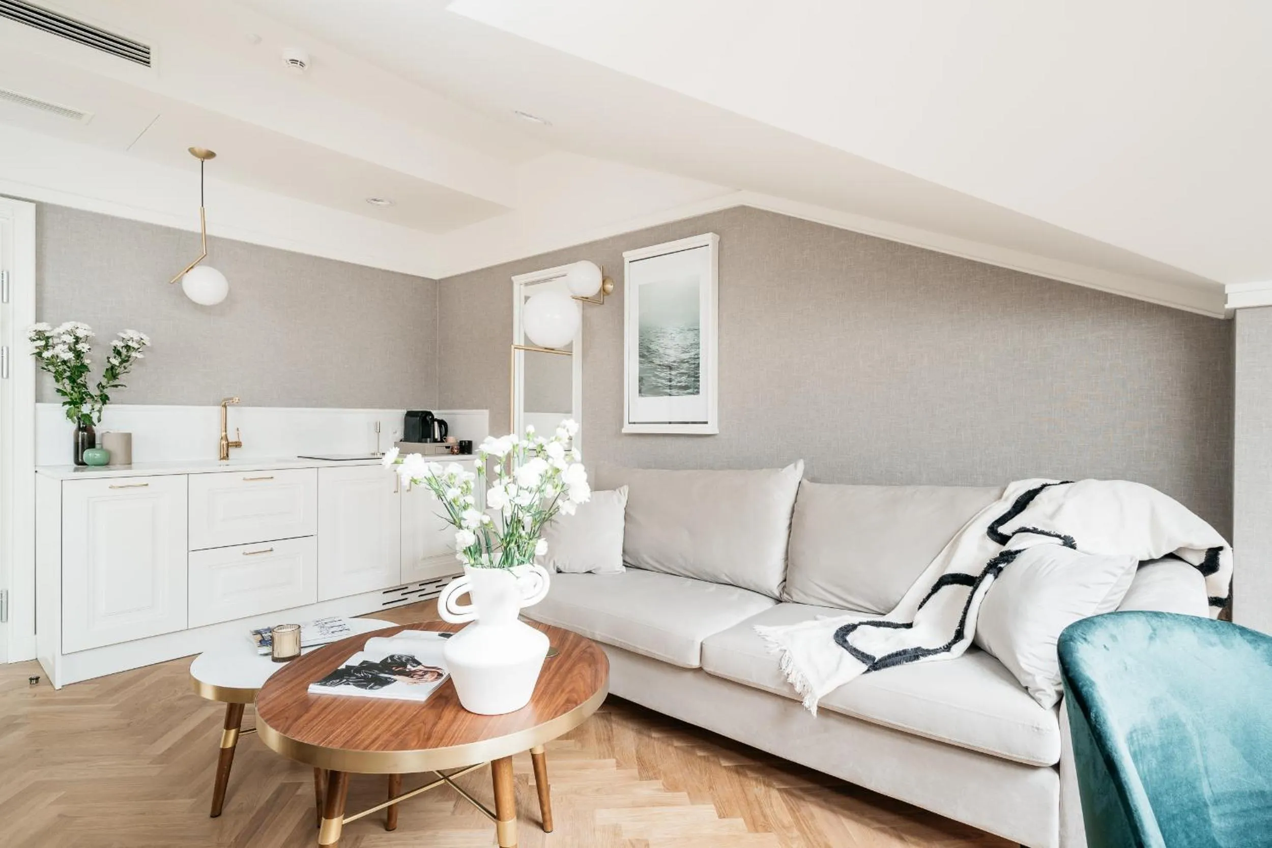 Kitchen or kitchenette in WillaWawel - LoftAffair Collection