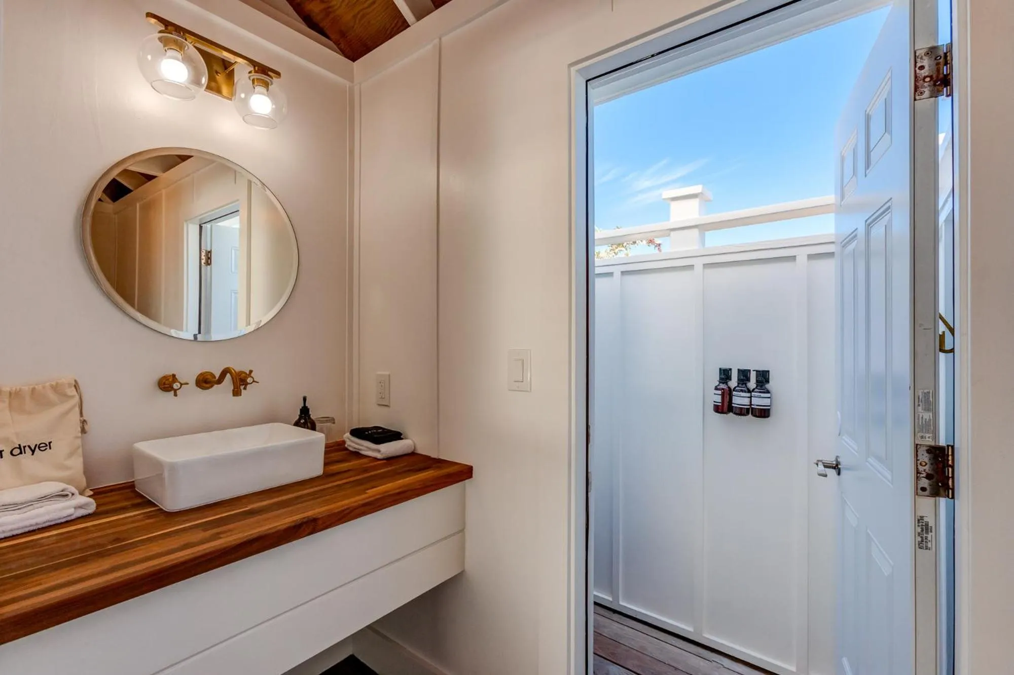 Bathroom in Elbow Reef