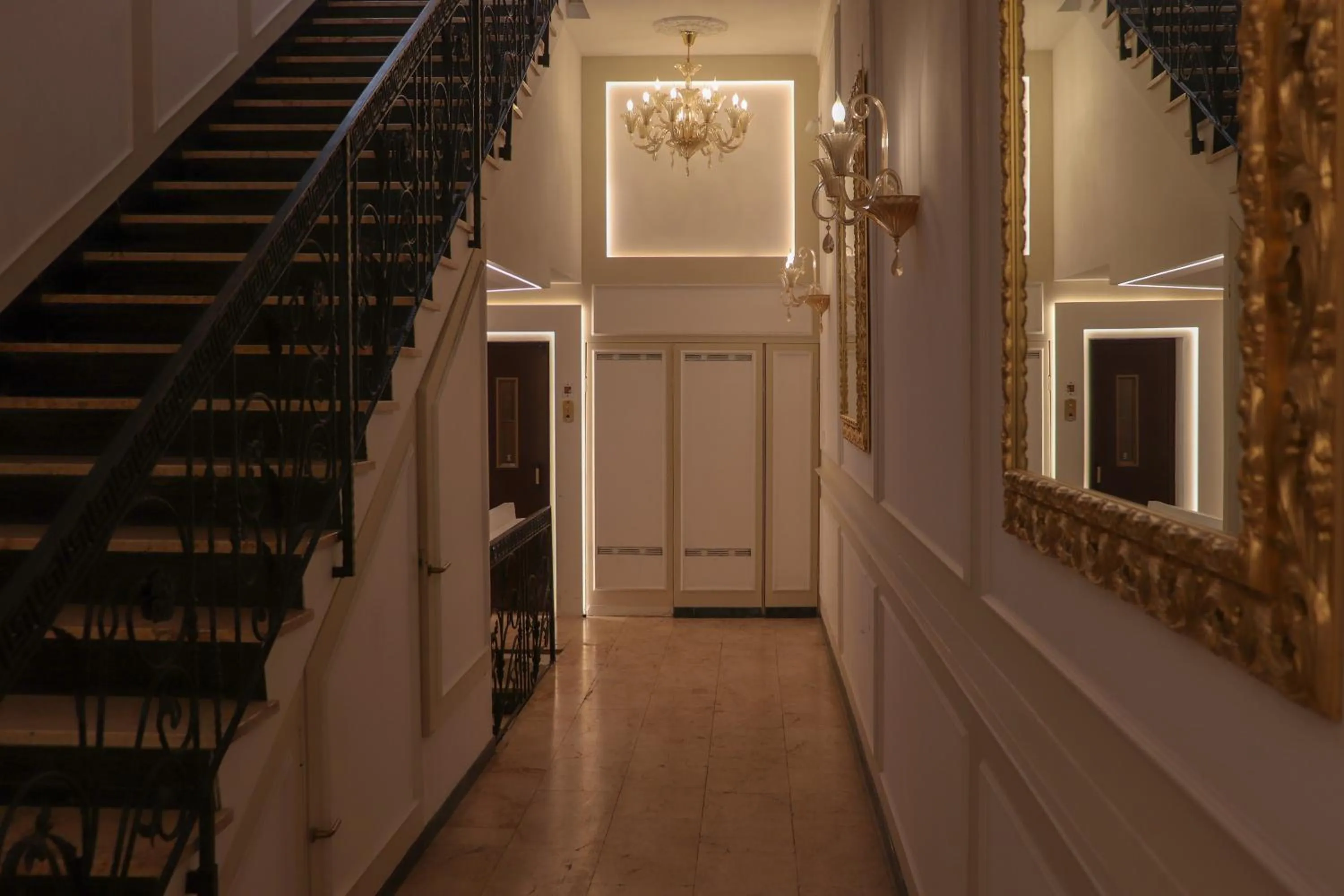 Facade/entrance in Relais Bocca di Leone