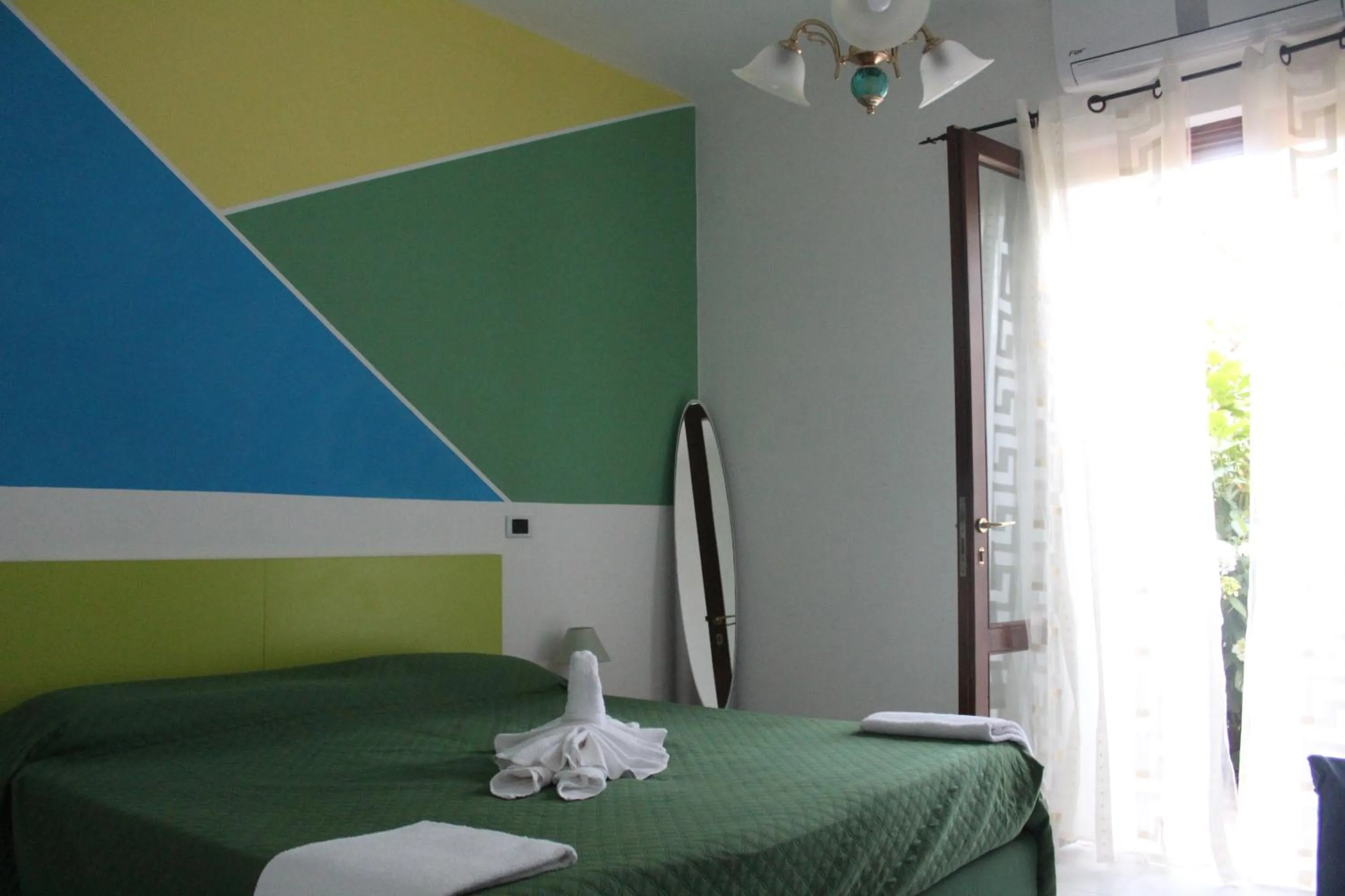 Bedroom, Bed in Villa Incanto B&B