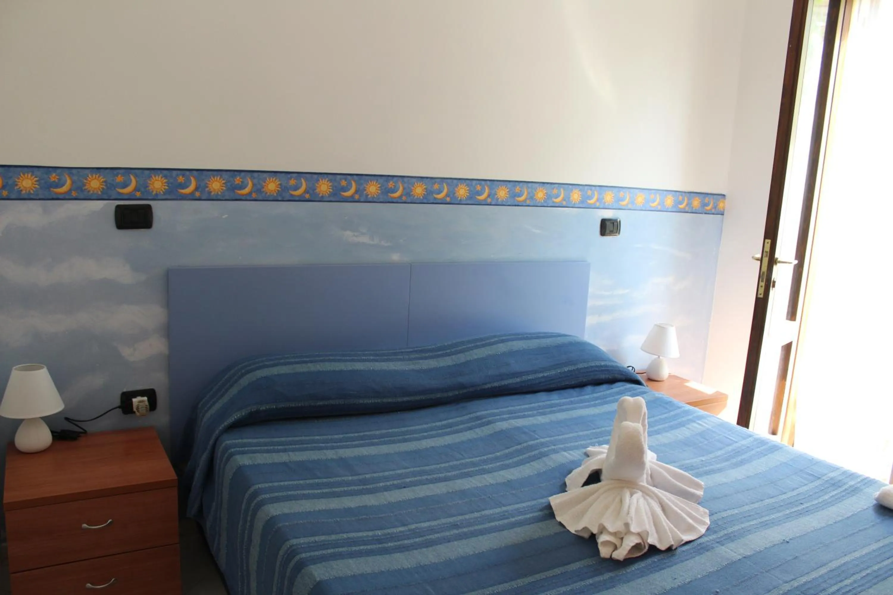 Bed in Villa Incanto B&B