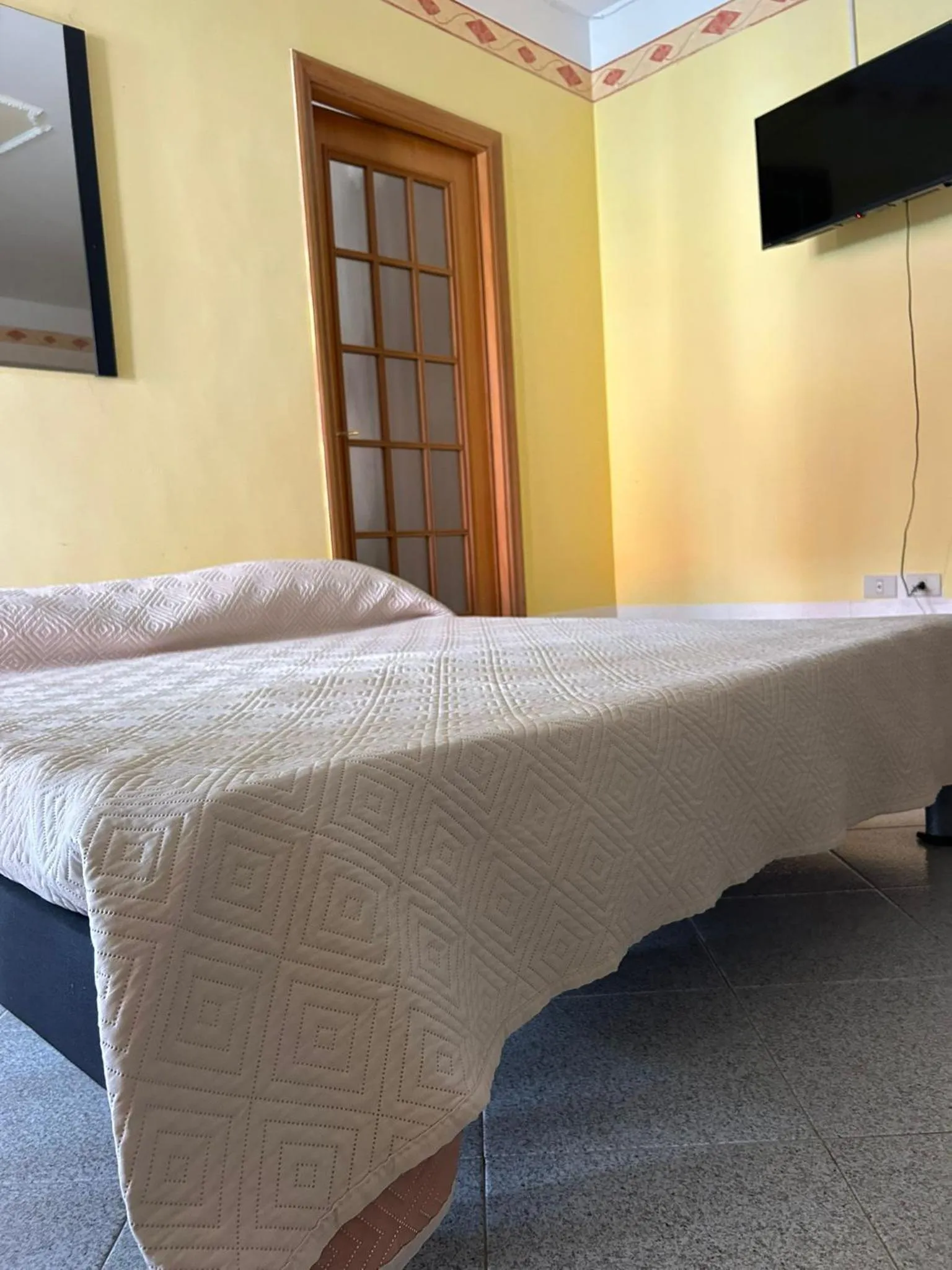 Living room, Bed in Appartamenti Vacanze Minervino