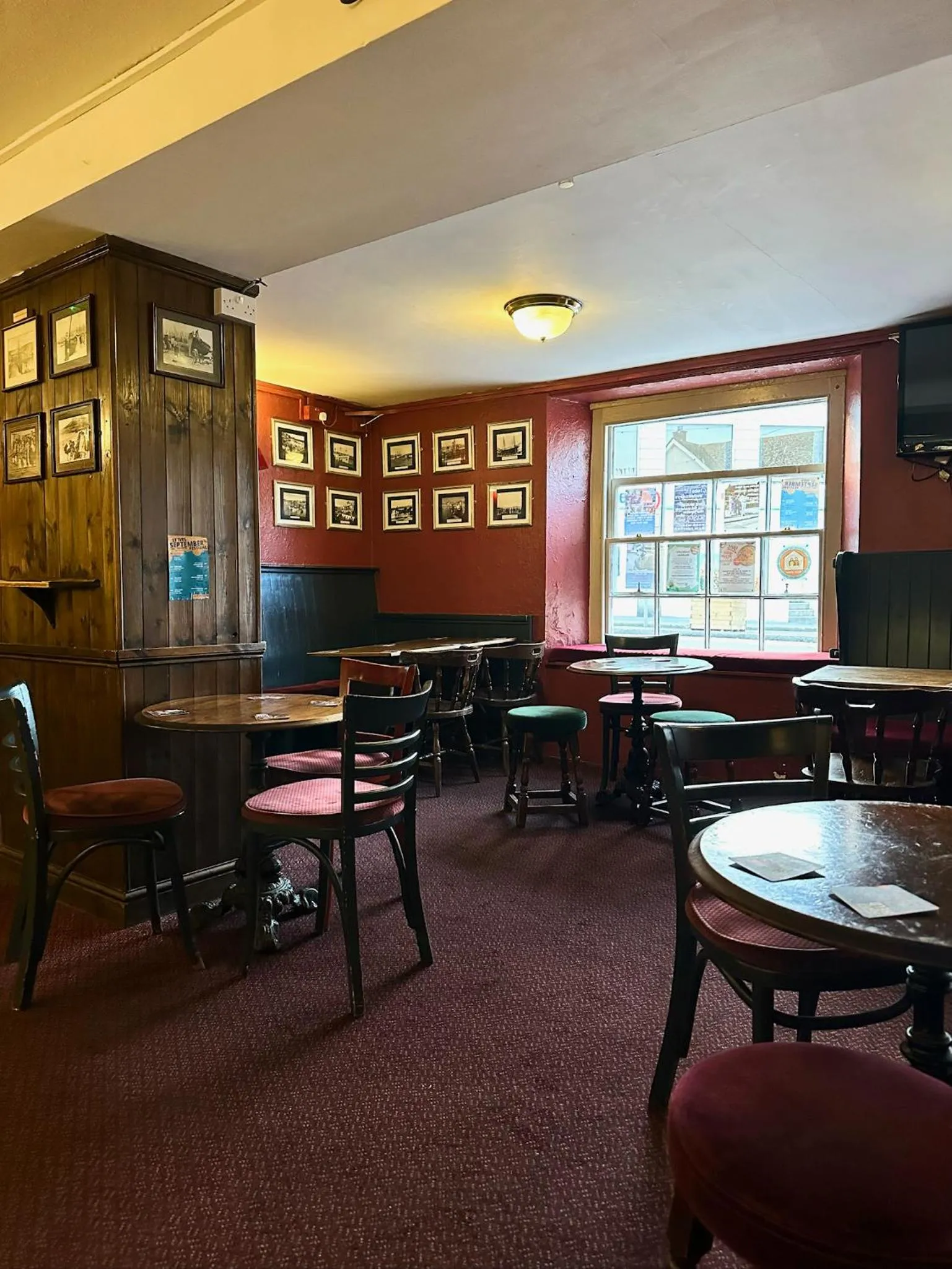 Lounge or bar in The Western