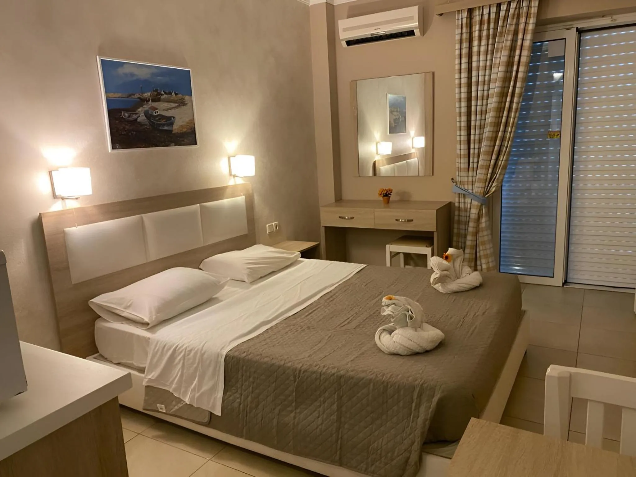 Socrates Studios and Suites
