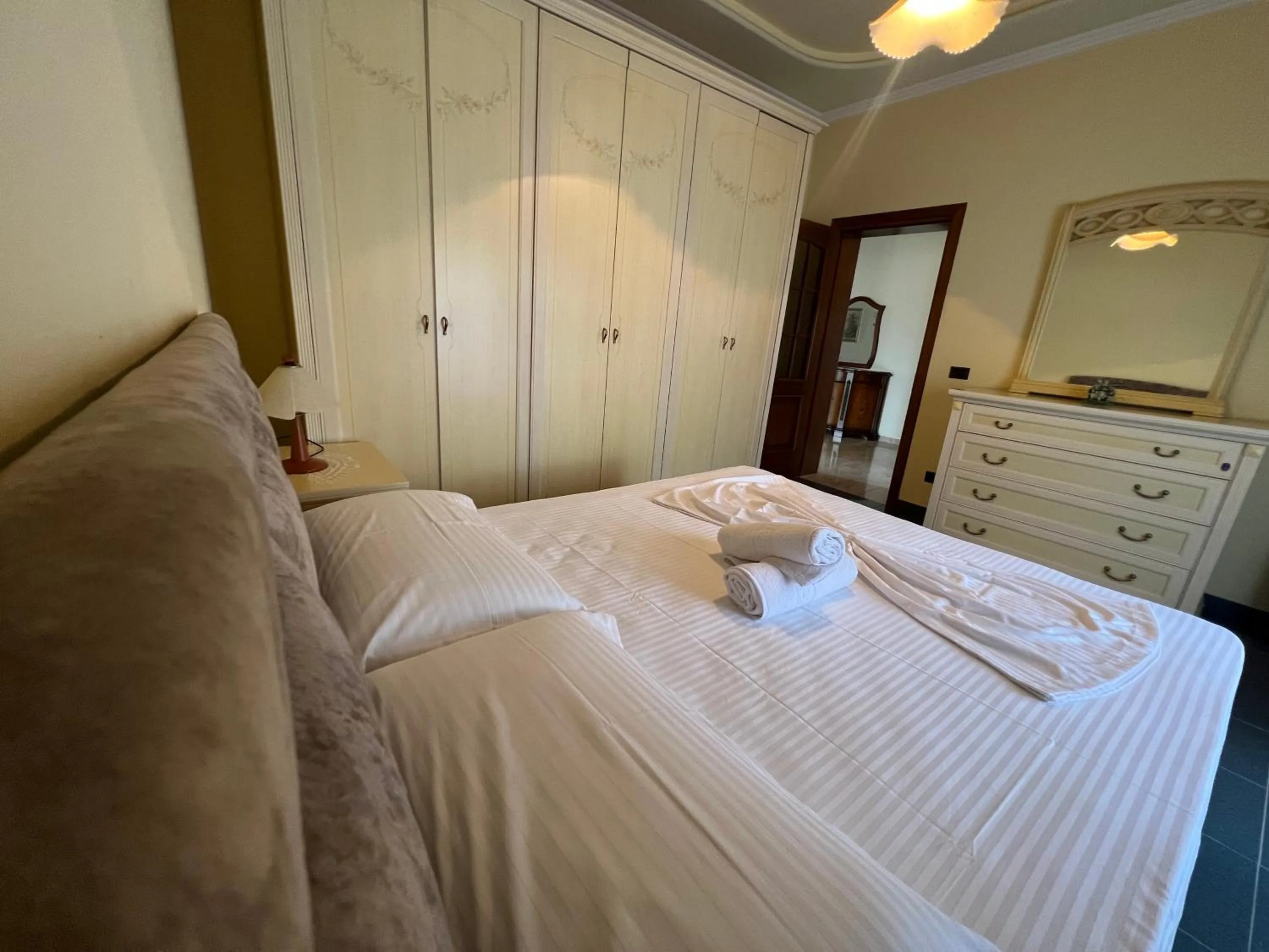 Bed in Green Garden Villa