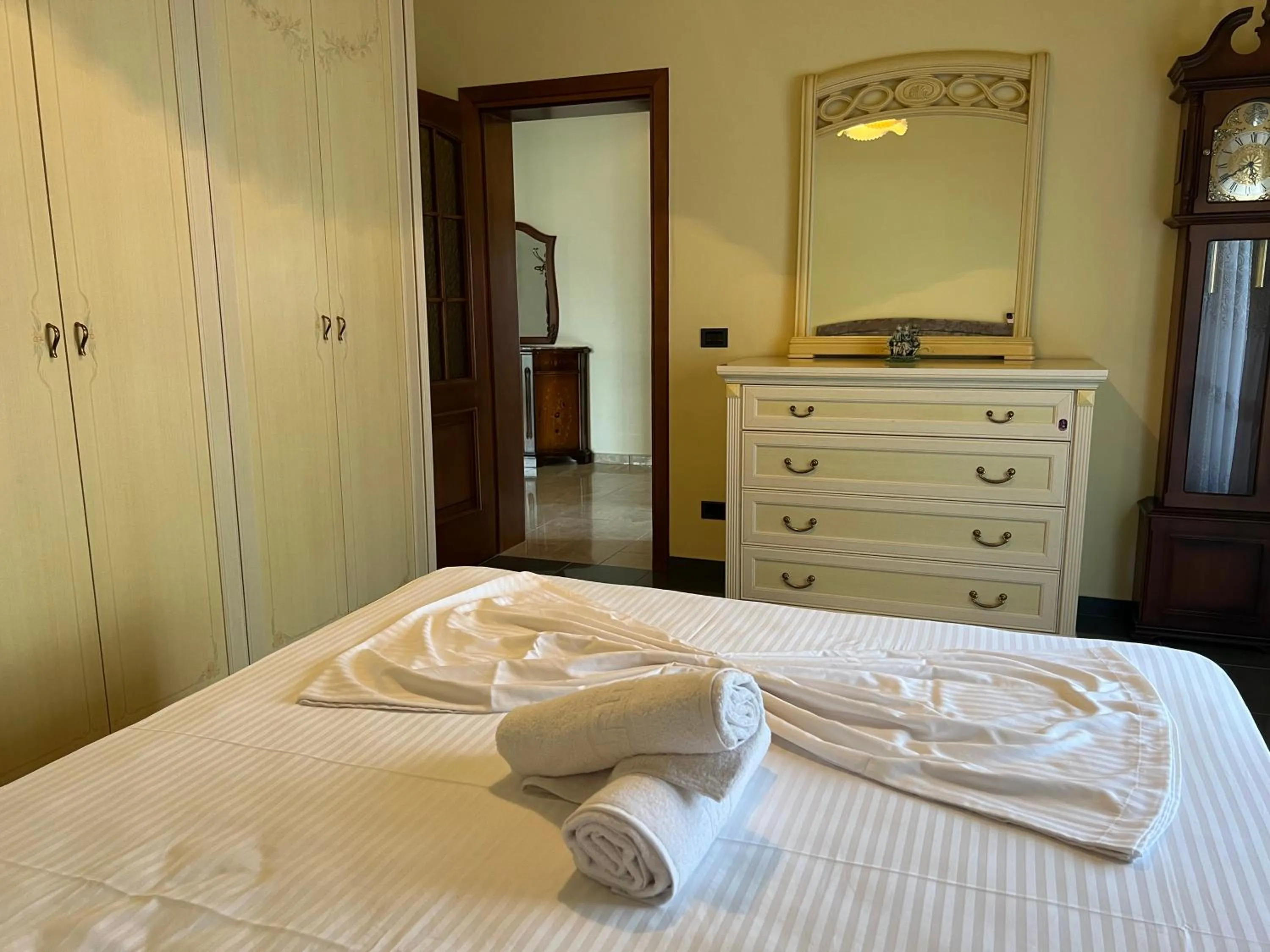 Bed in Green Garden Villa