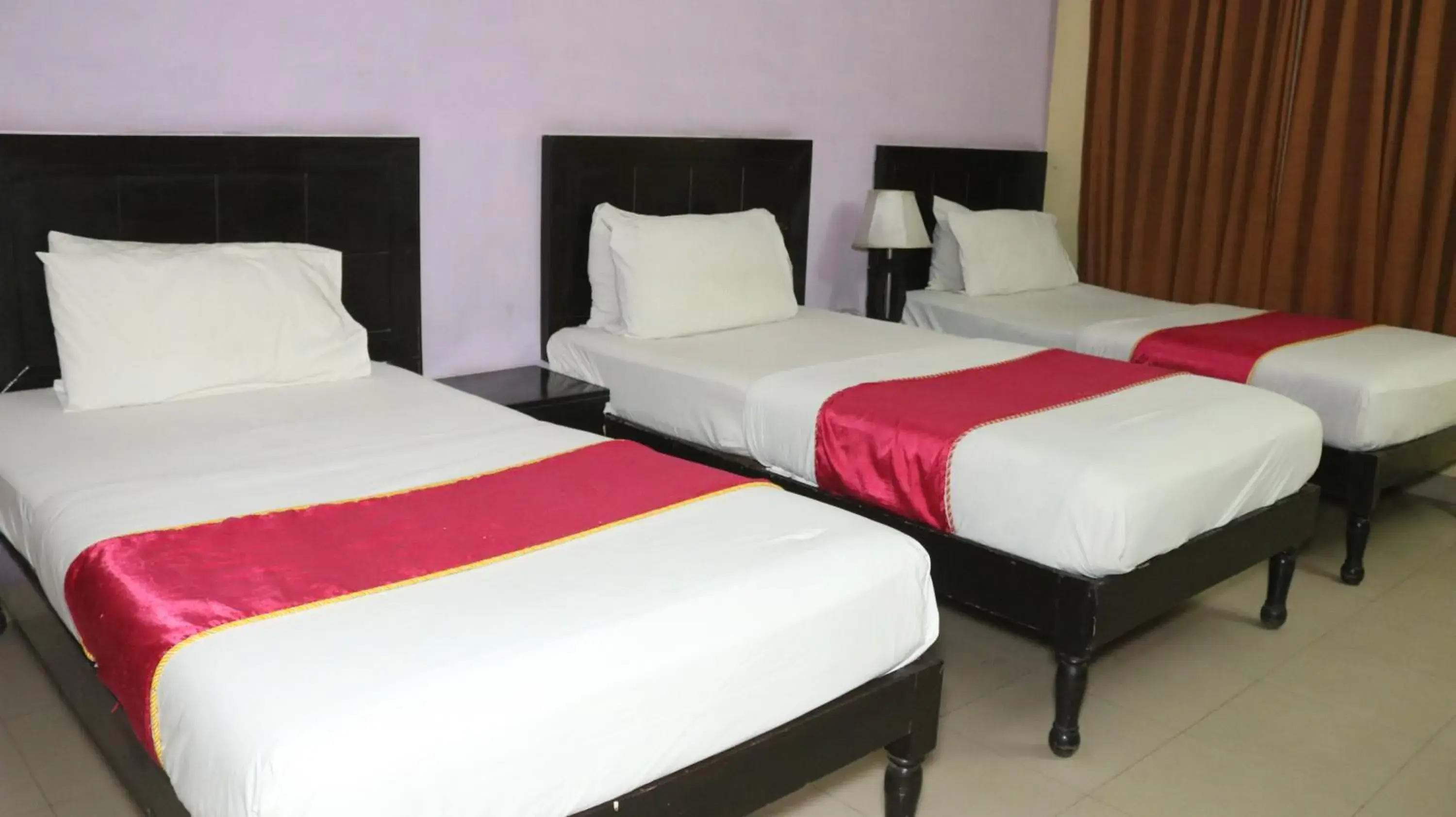 Bed in Hotel Tourist Inn Lahore Bed in Hotel Tourist Inn Lahore