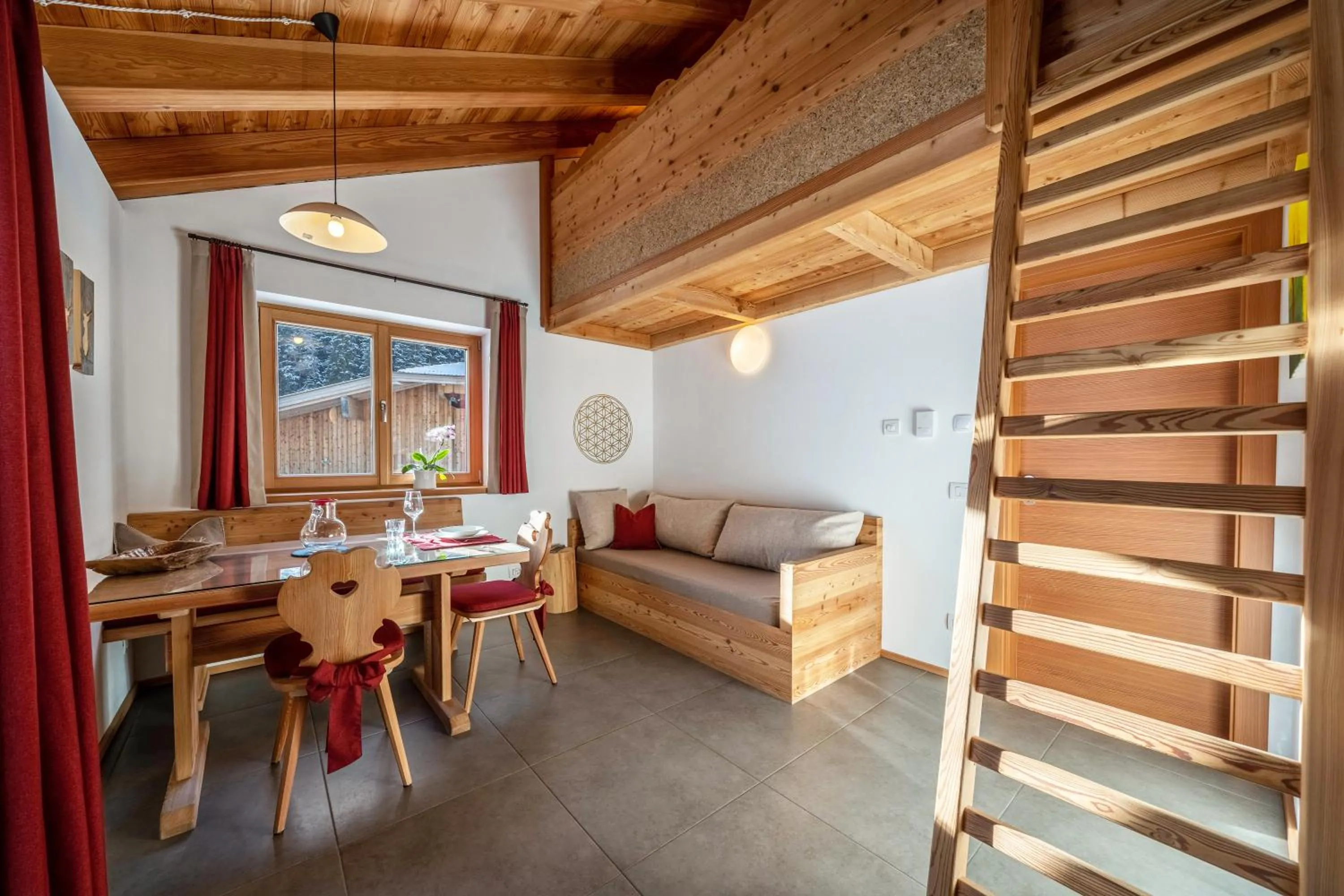 Ferienhaus Larch Soge Apt Karin