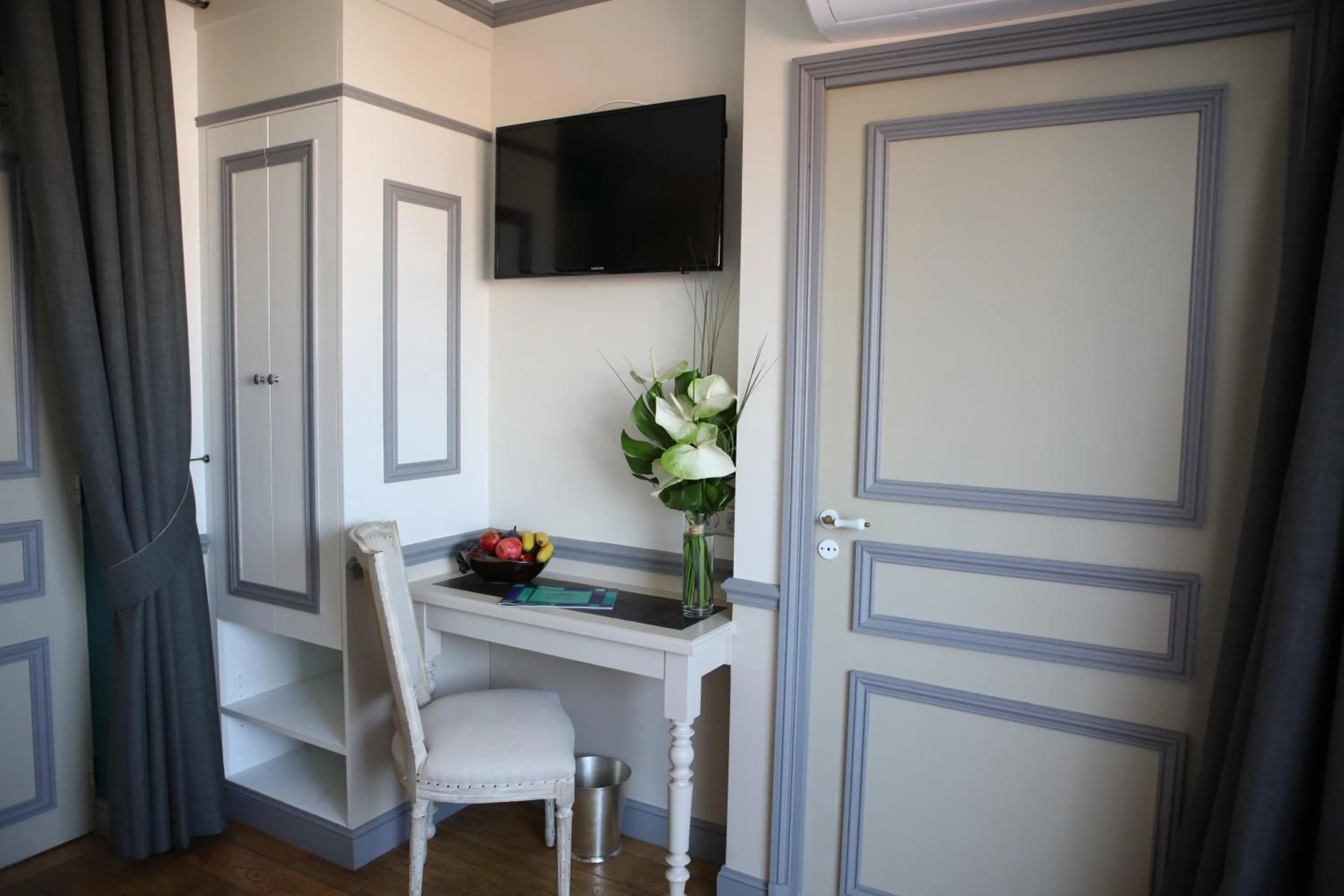 Seating area in Hôtel Villa-Lamartine