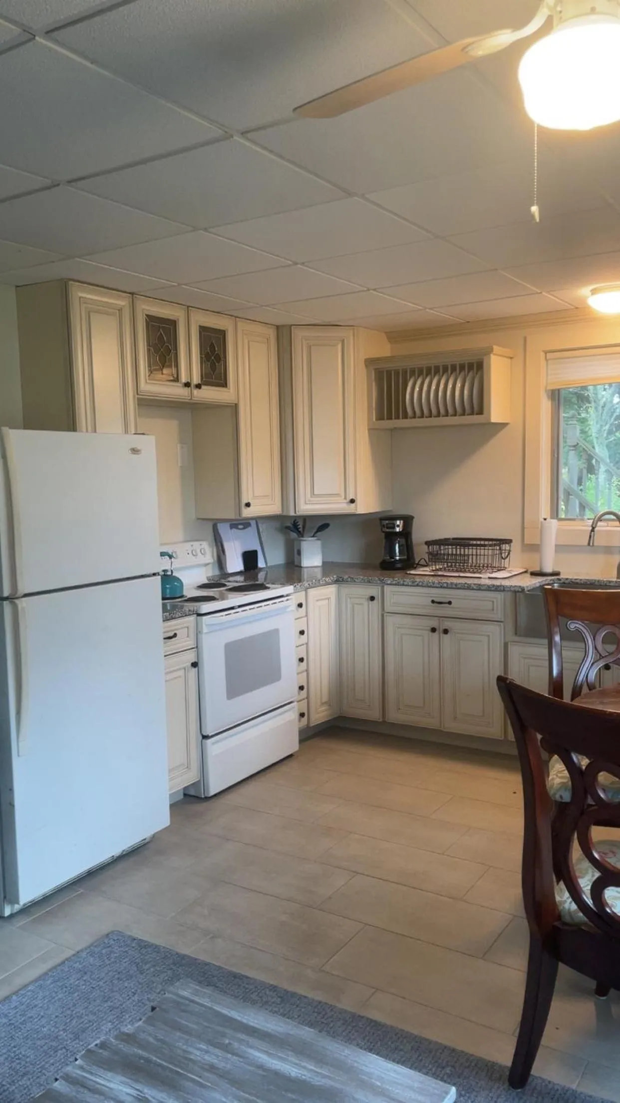 Kitchen or kitchenette in The General Stanton Inn