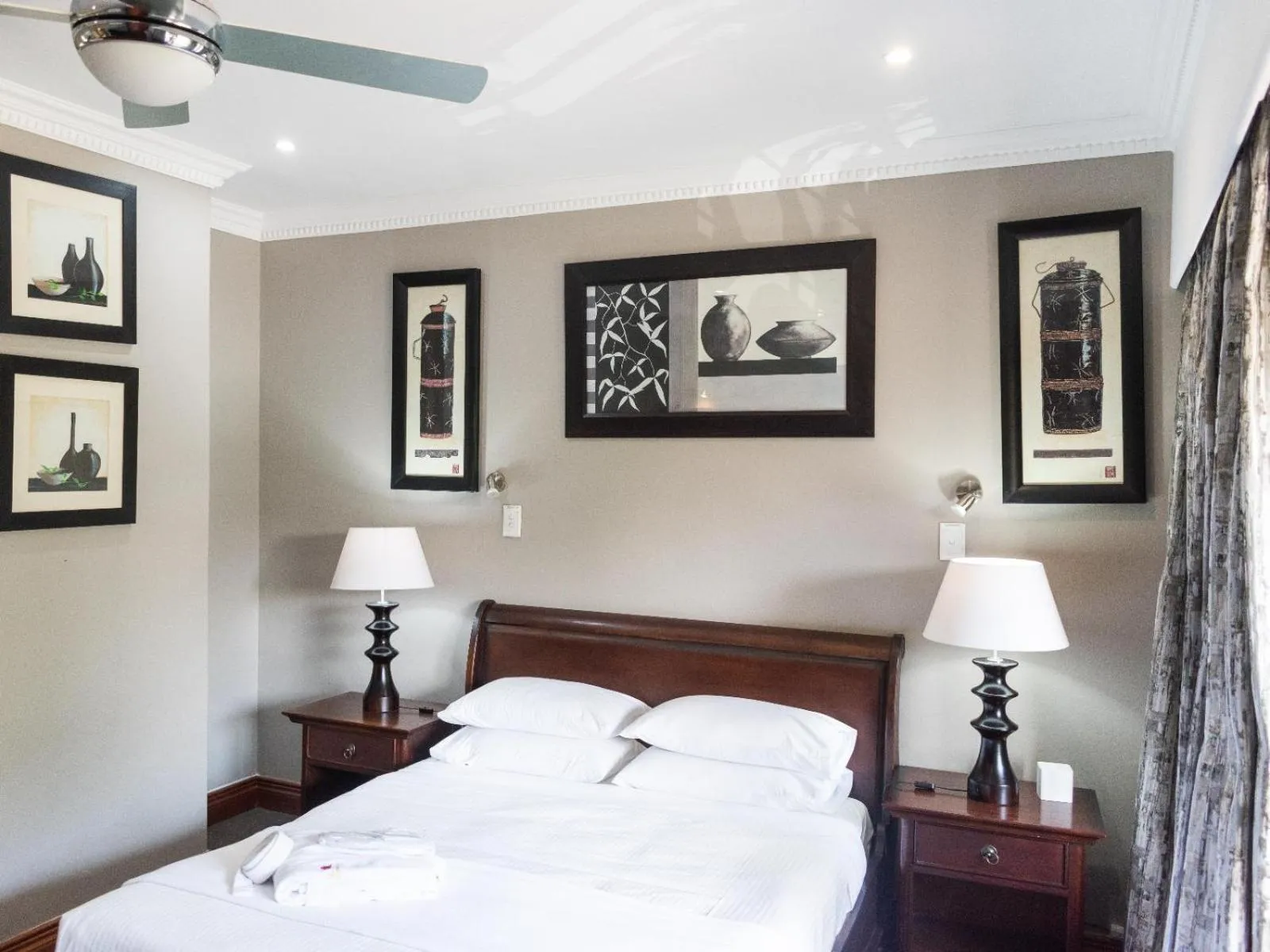 Bed in Aanmani Rose Guesthouse