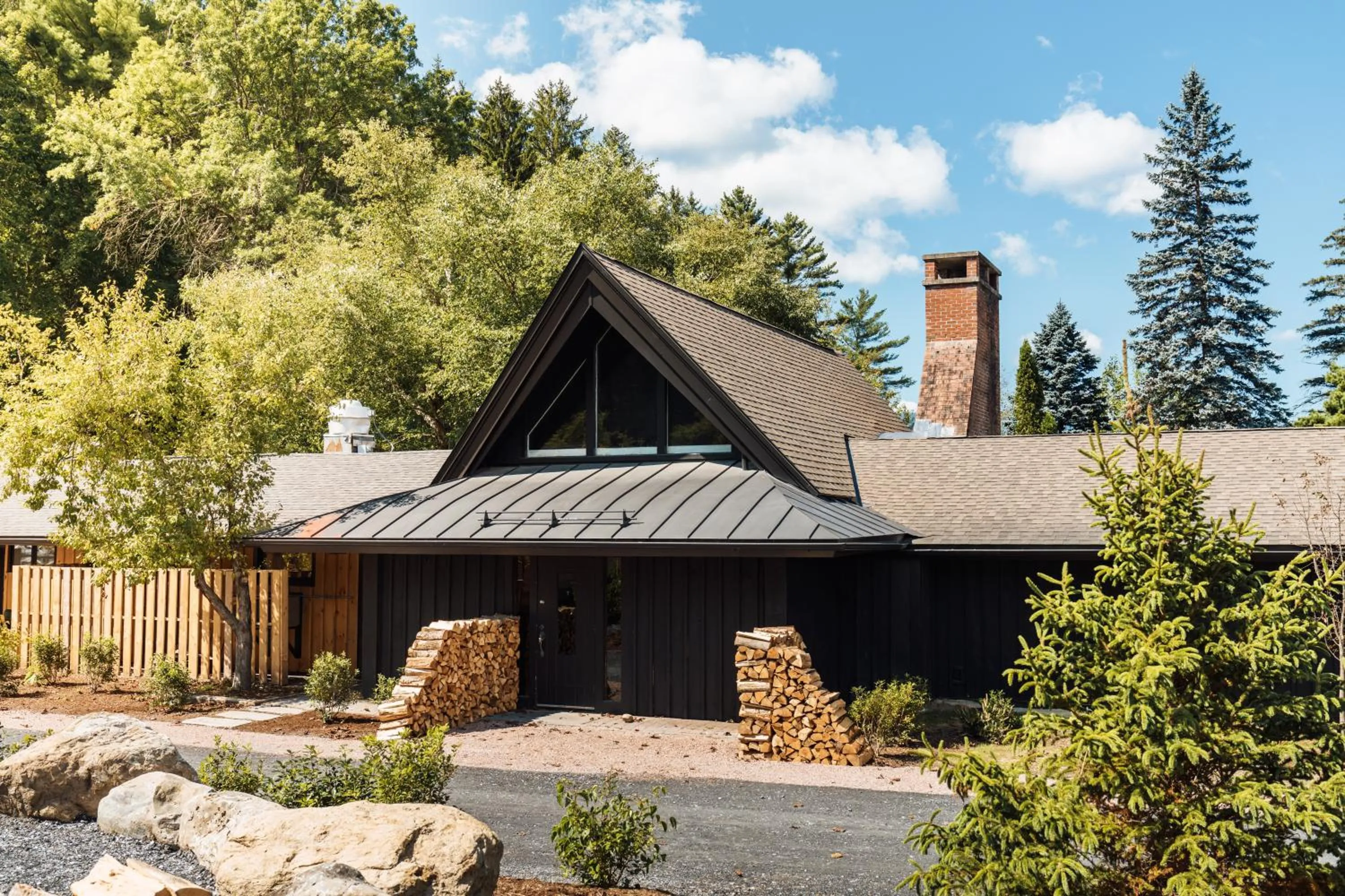 Property building in AWOL Stowe