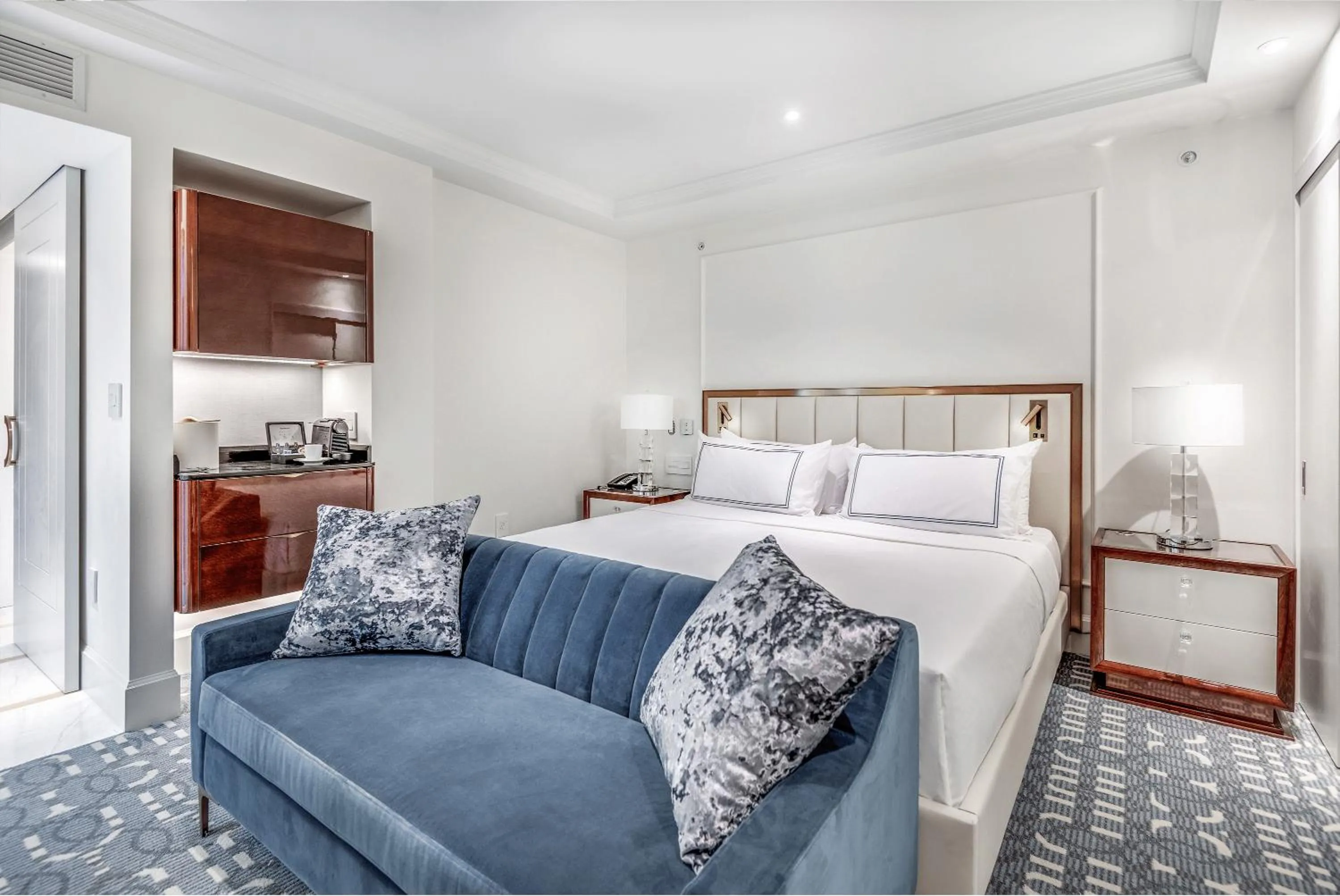 Bed in AZUR Legacy Collection Hotel