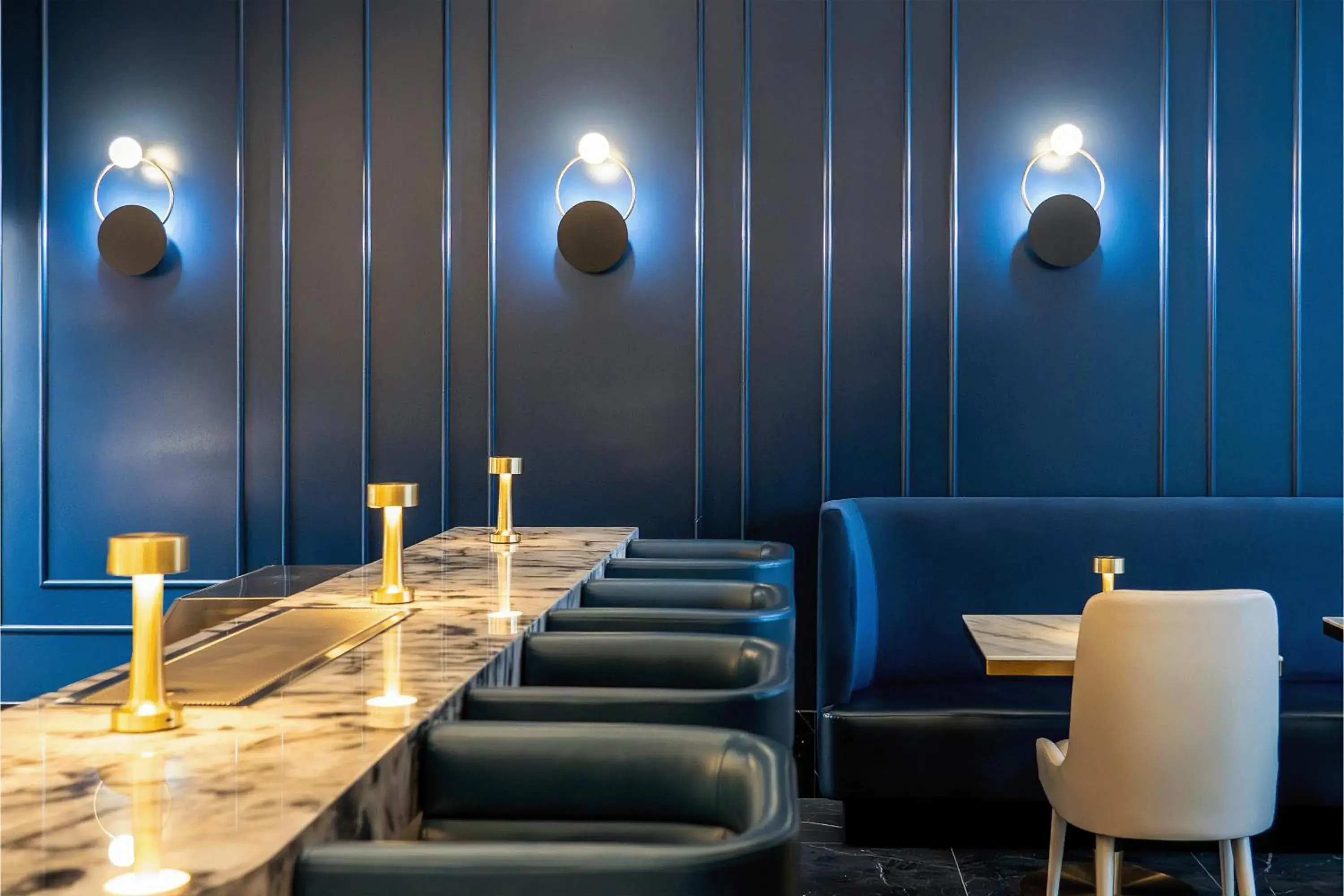 Restaurant/places to eat in AZUR Legacy Collection Hotel Restaurant/places to eat in AZUR Legacy Collection Hotel