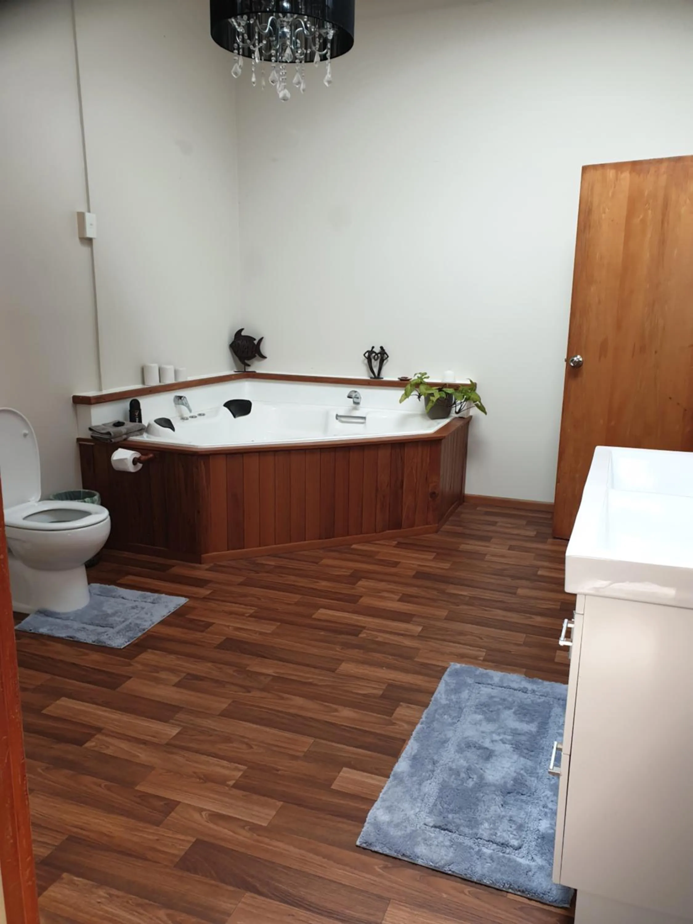 Bathroom in Royal Accommodation