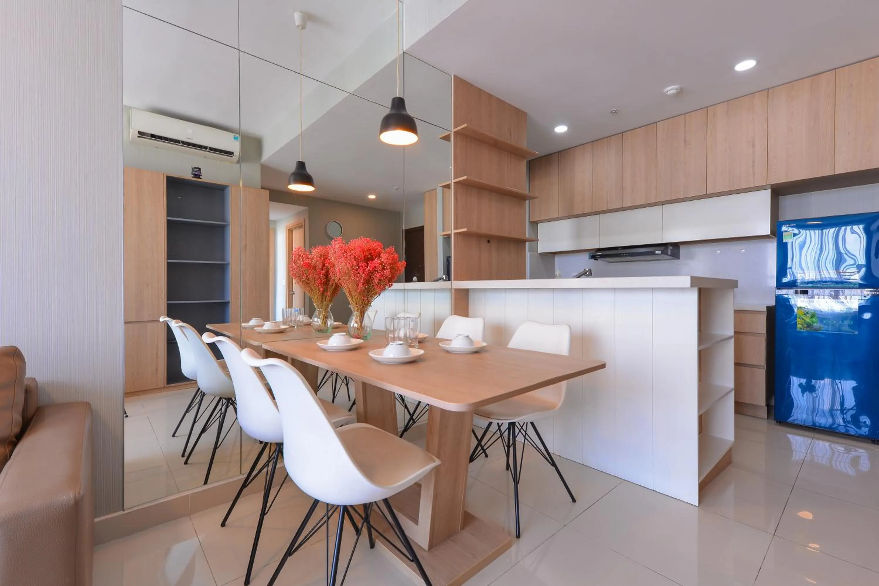 YO's Homes Rivergate Apartment Infinity Pool Near District 1