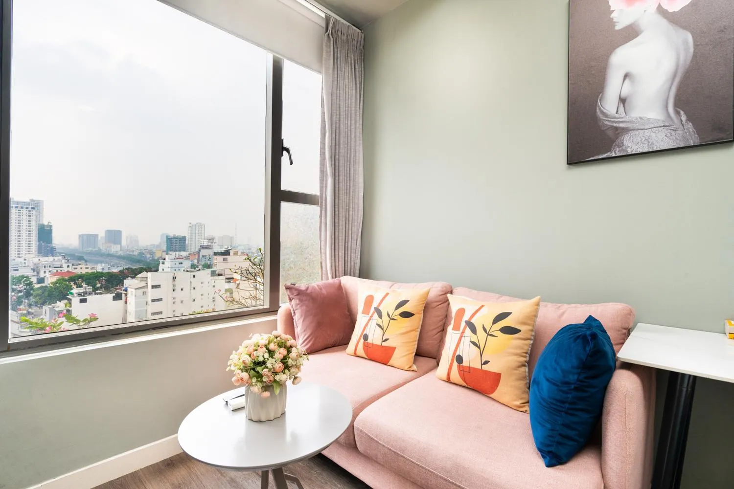 YO's Homes Rivergate Apartment Infinity Pool Near District 1