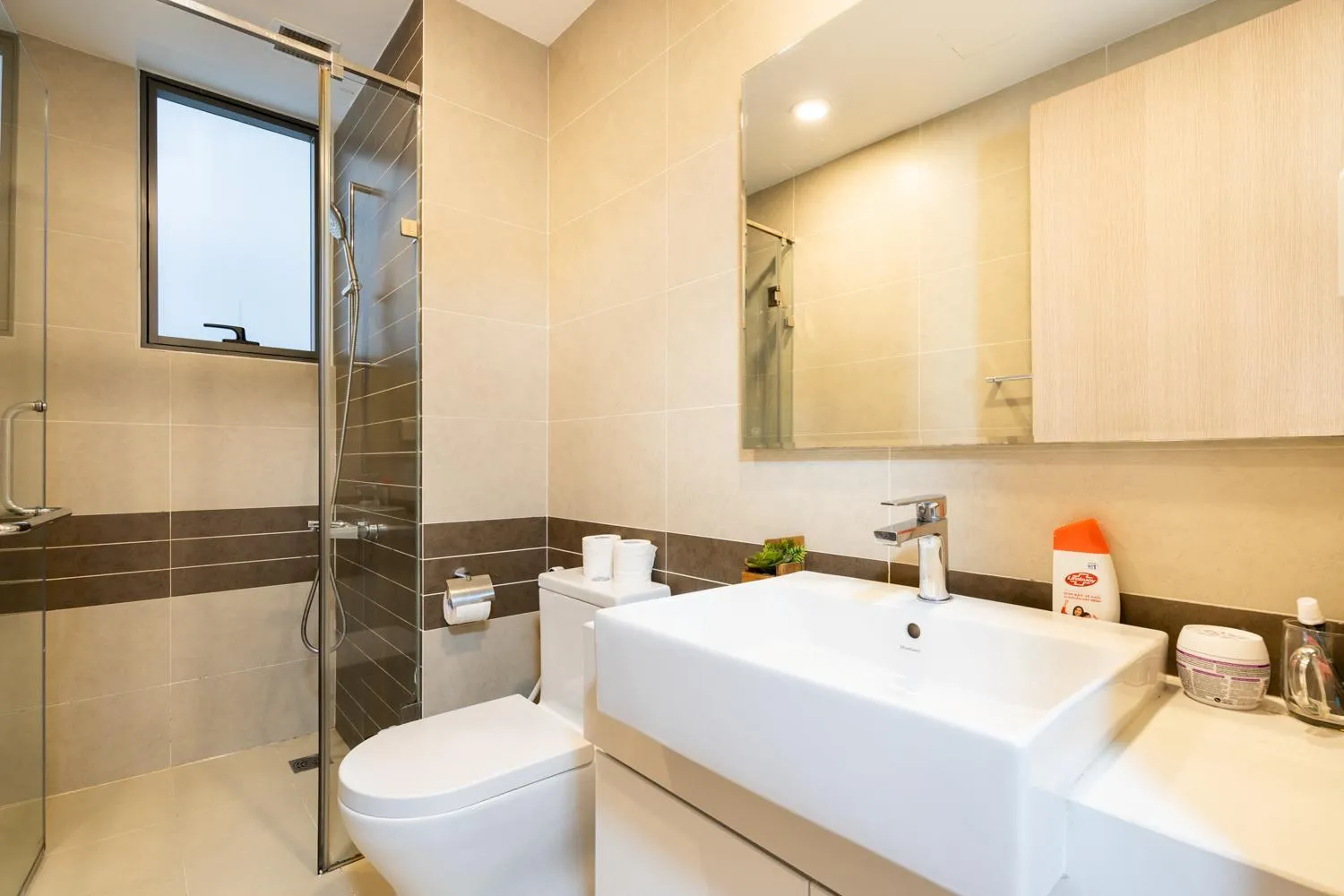 YO's Homes Rivergate Apartment Infinity Pool Near District 1