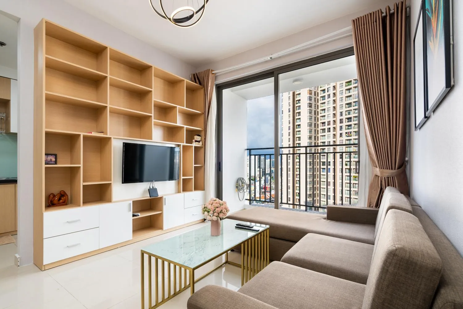 YO's Homes Rivergate Apartment Infinity Pool Near District 1