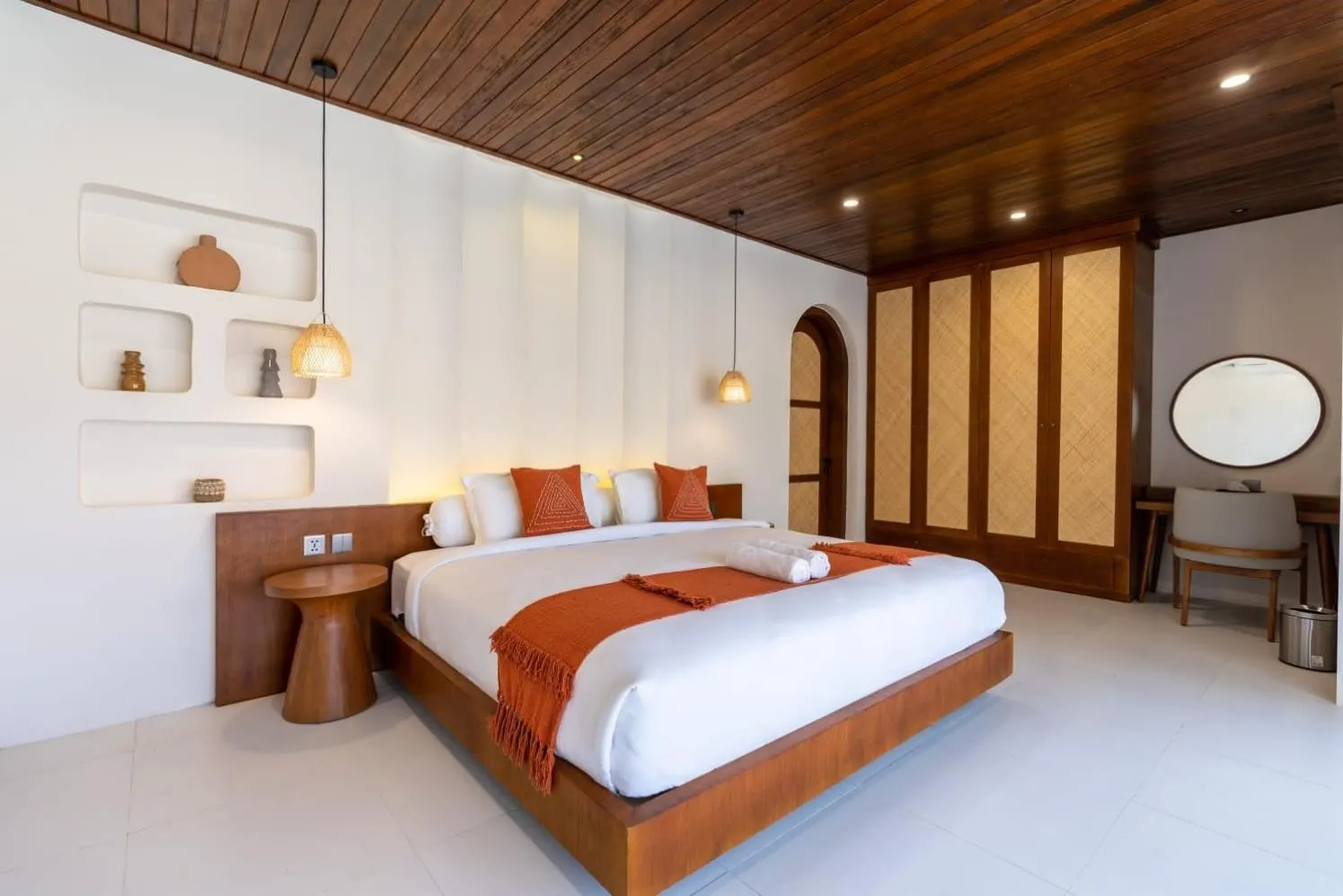 Bed in Green Jimbaran Bay Villa